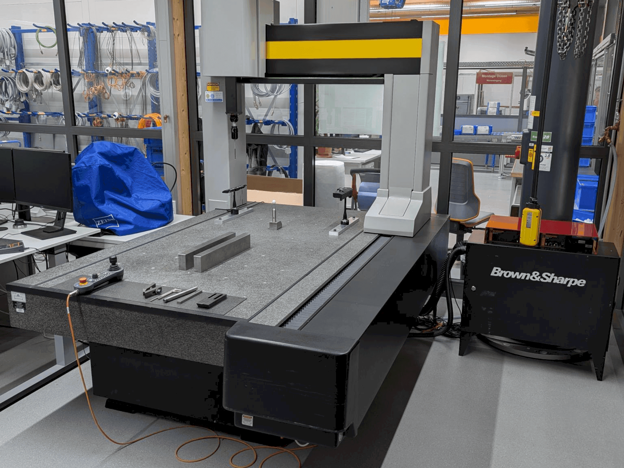 Masina BROWN & SHARPE Chameleon   eestvaade