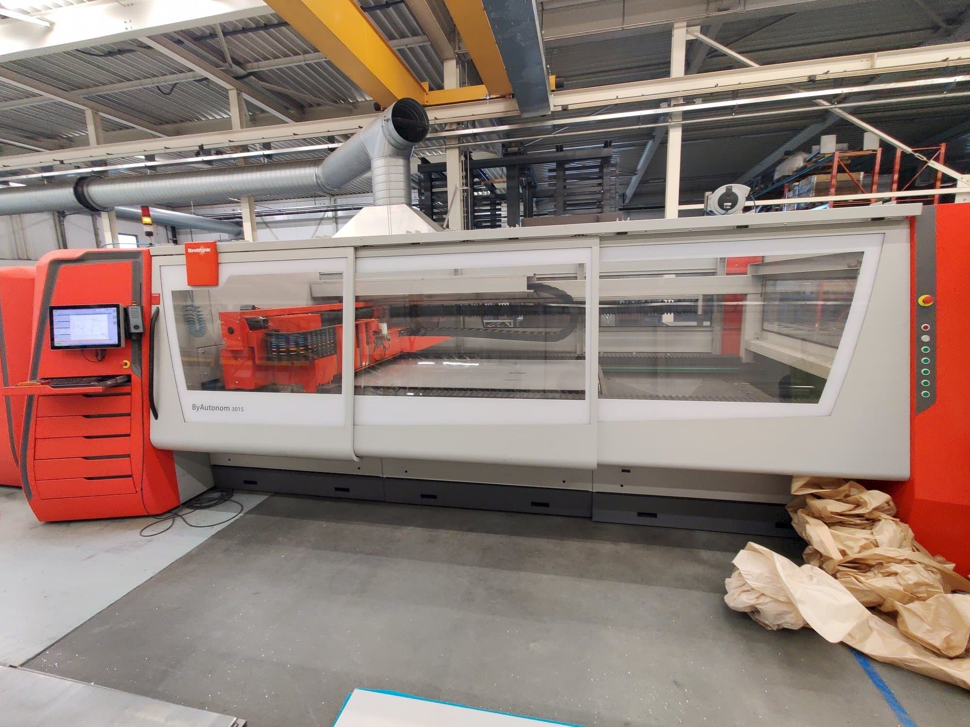 Masina Bystronic Autonom 3015 6kW CO2   eestvaade