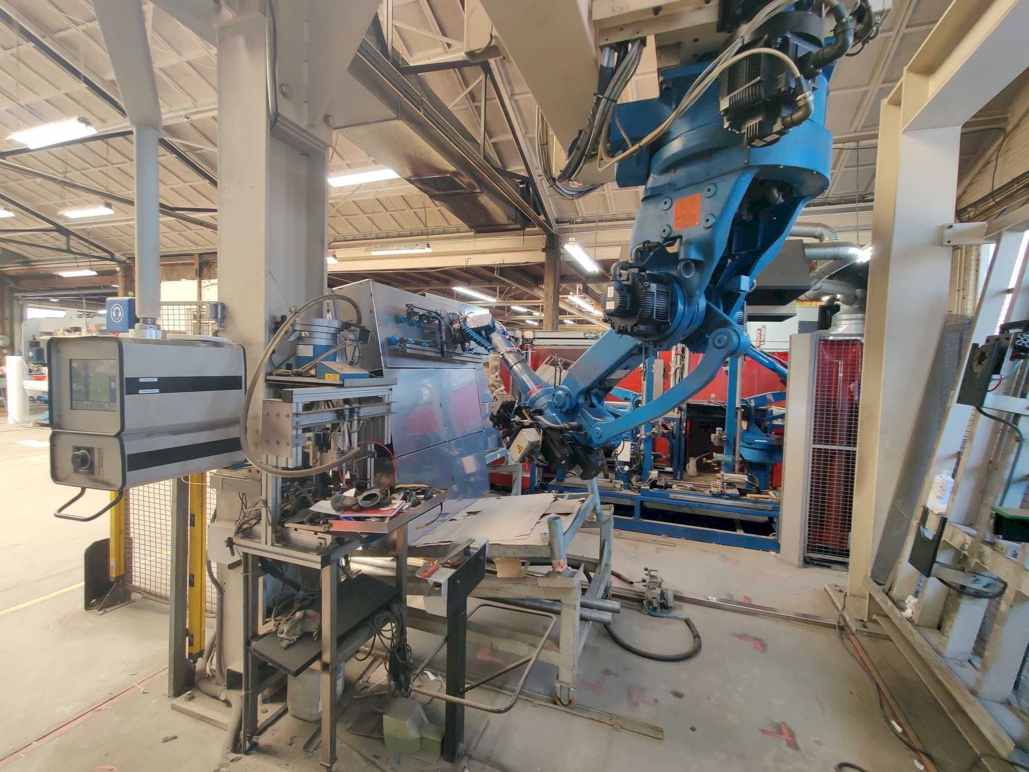 Masina Yaskawa YR-SK45-C000   eestvaade