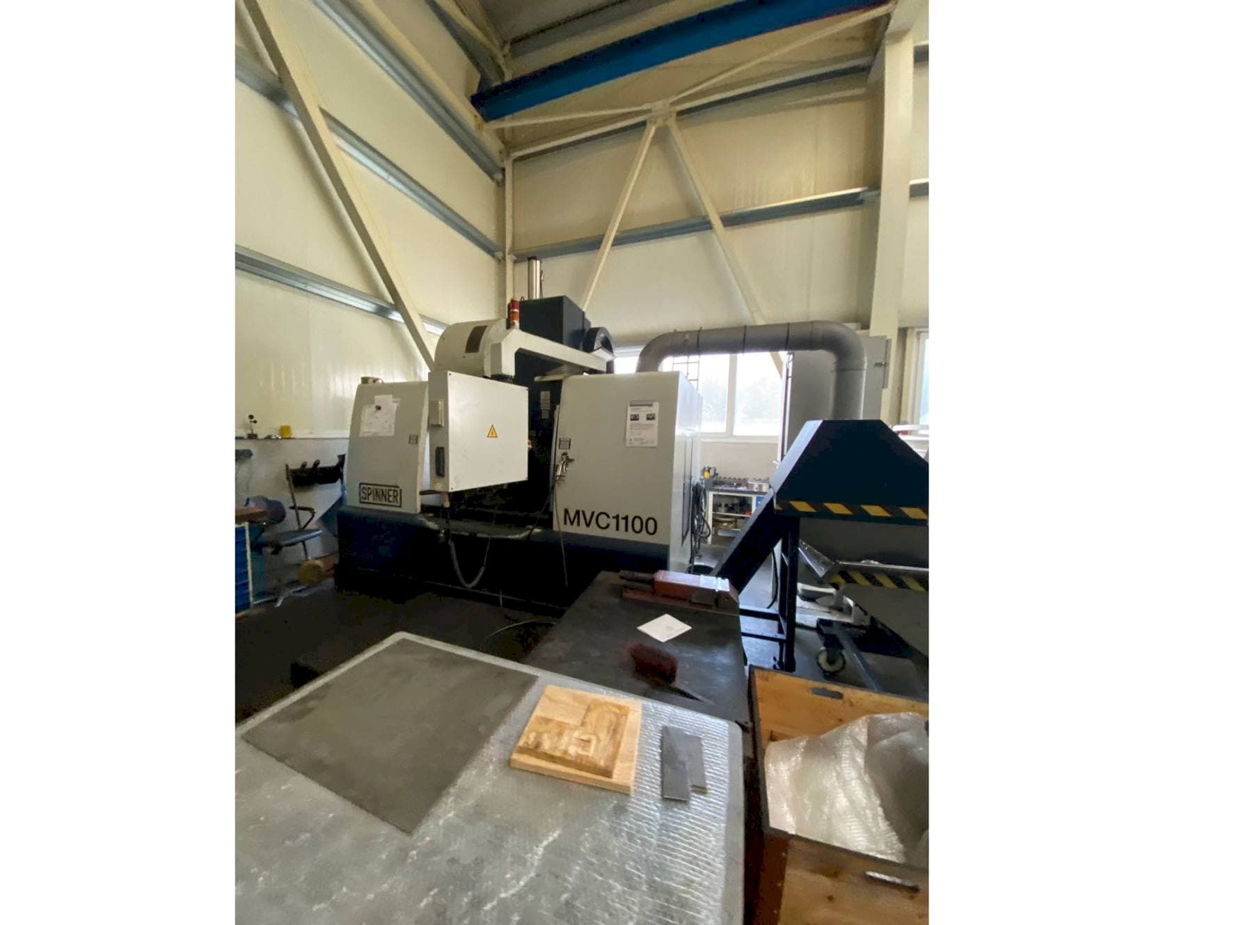 Masina SPINNER MVC 1100 B   eestvaade