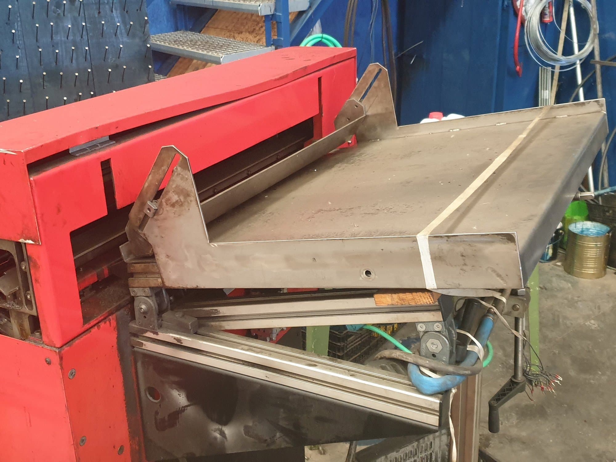 Masina EMCO LM 800   vasaku külje vaade