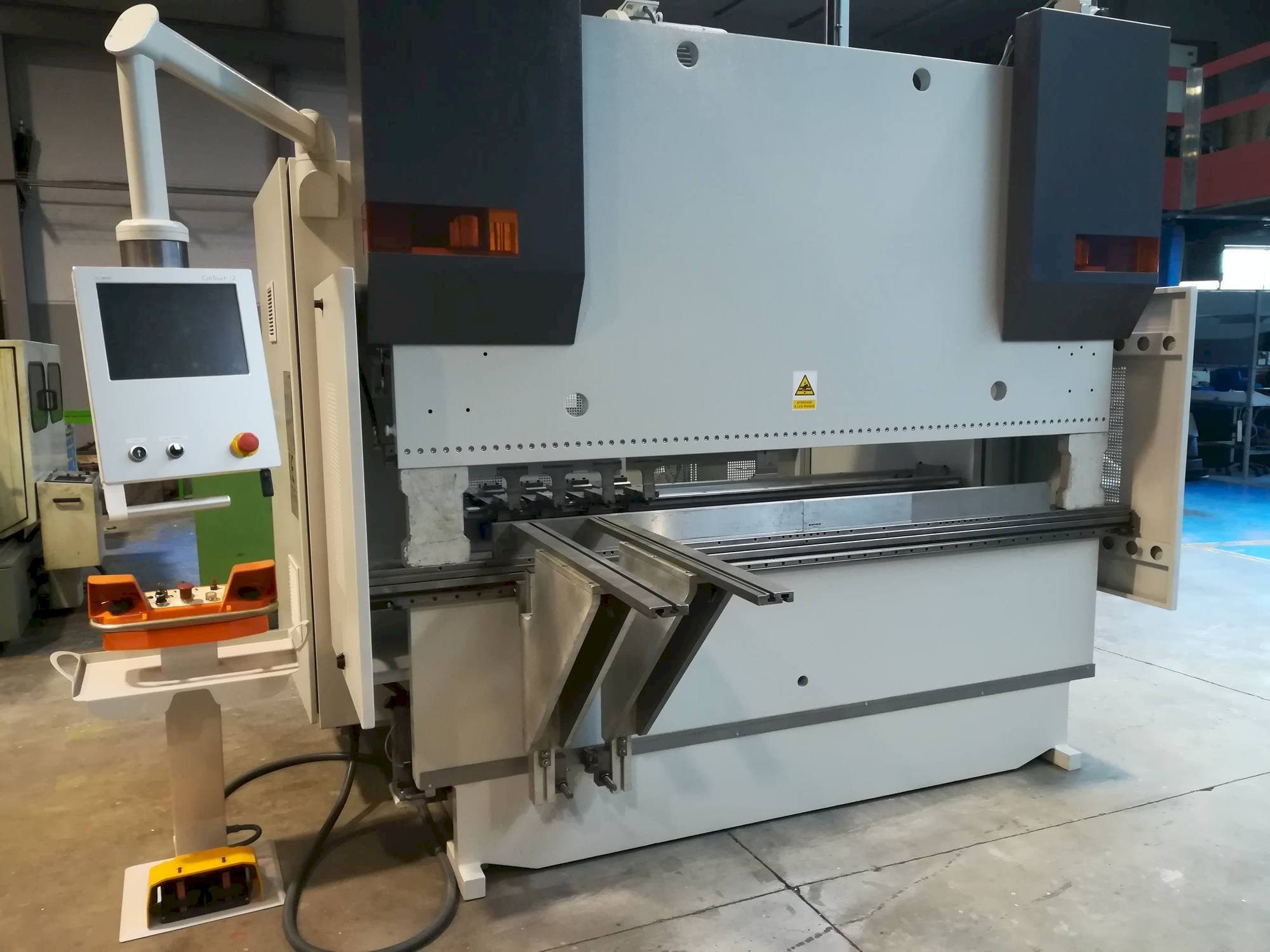 Masina LVD LVD PPEB 80/25 CAD-CNC   eestvaade