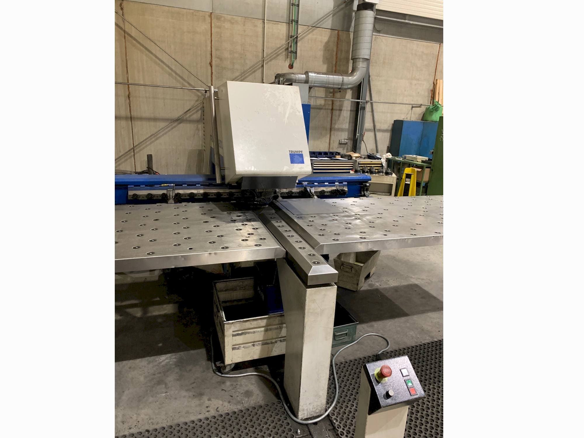 Masina Trumpf Trumatic 200   eestvaade