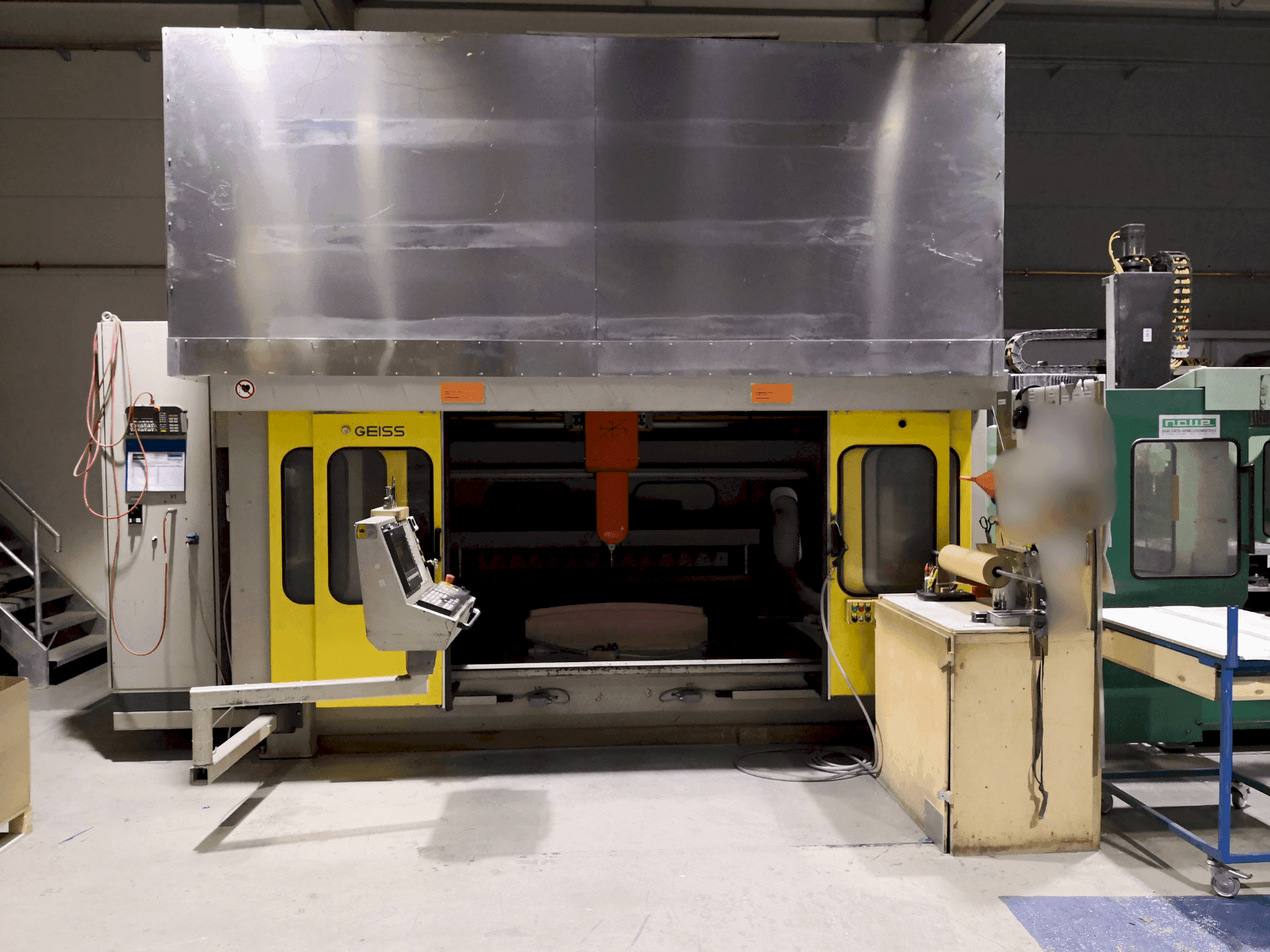 Masina GEISS FZ 2000 x 1000   eestvaade