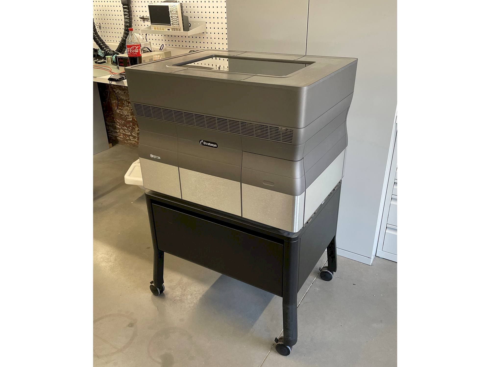 Masina Stratasys Objet24   eestvaade