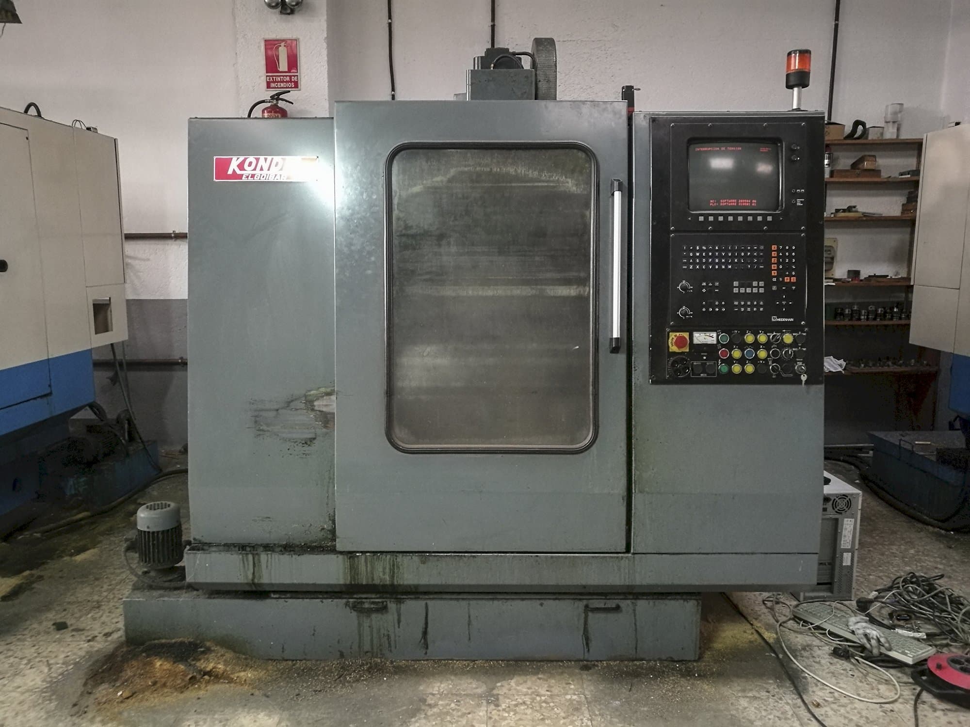 Masina KONDIA B-500   eestvaade