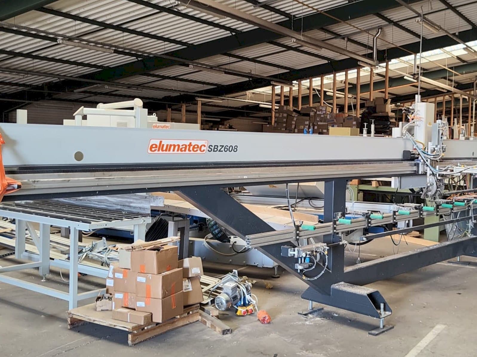 Masina Elumatec SBZ 608   eestvaade