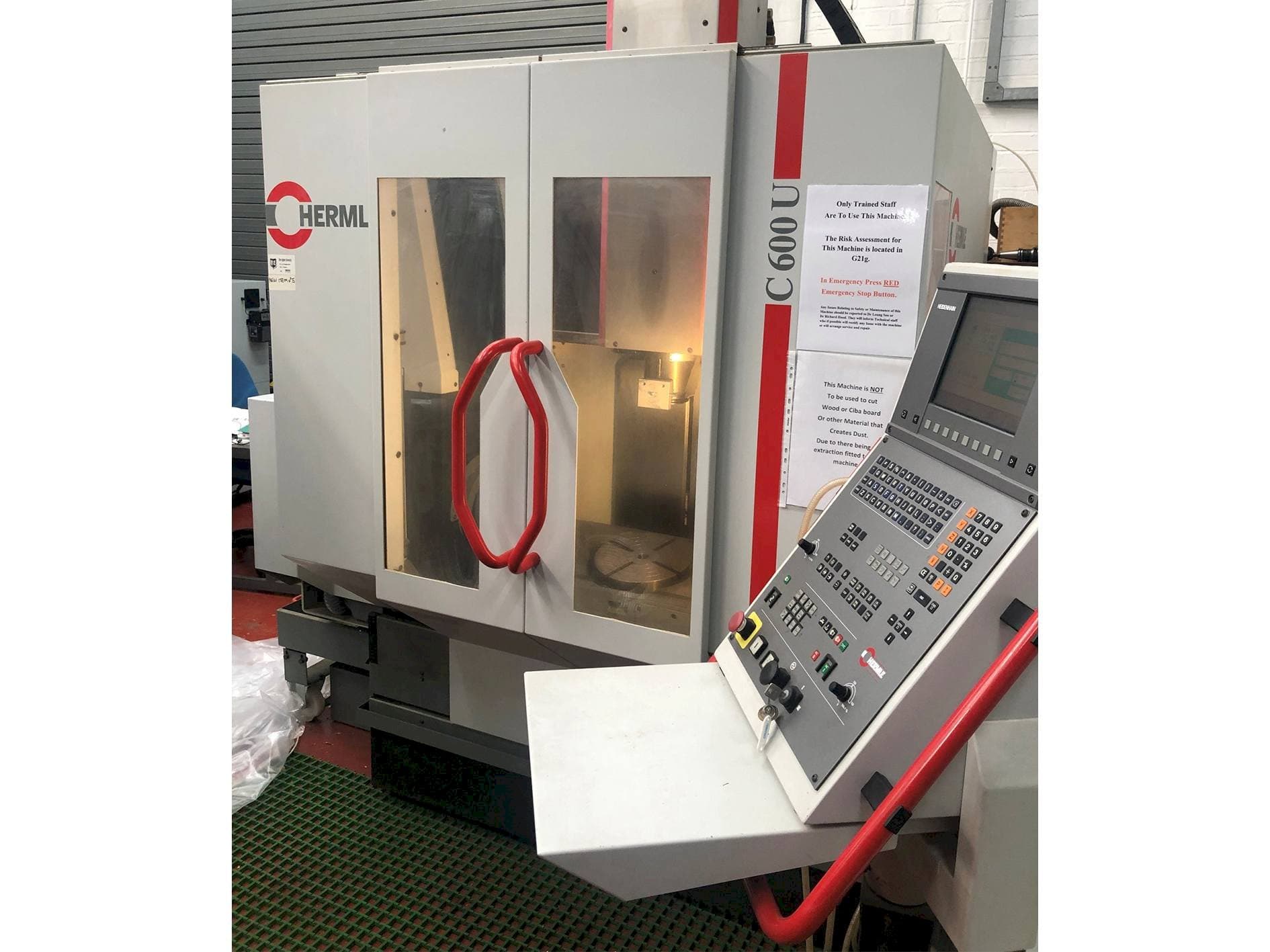 Masina HERMLE B 600 U   eestvaade