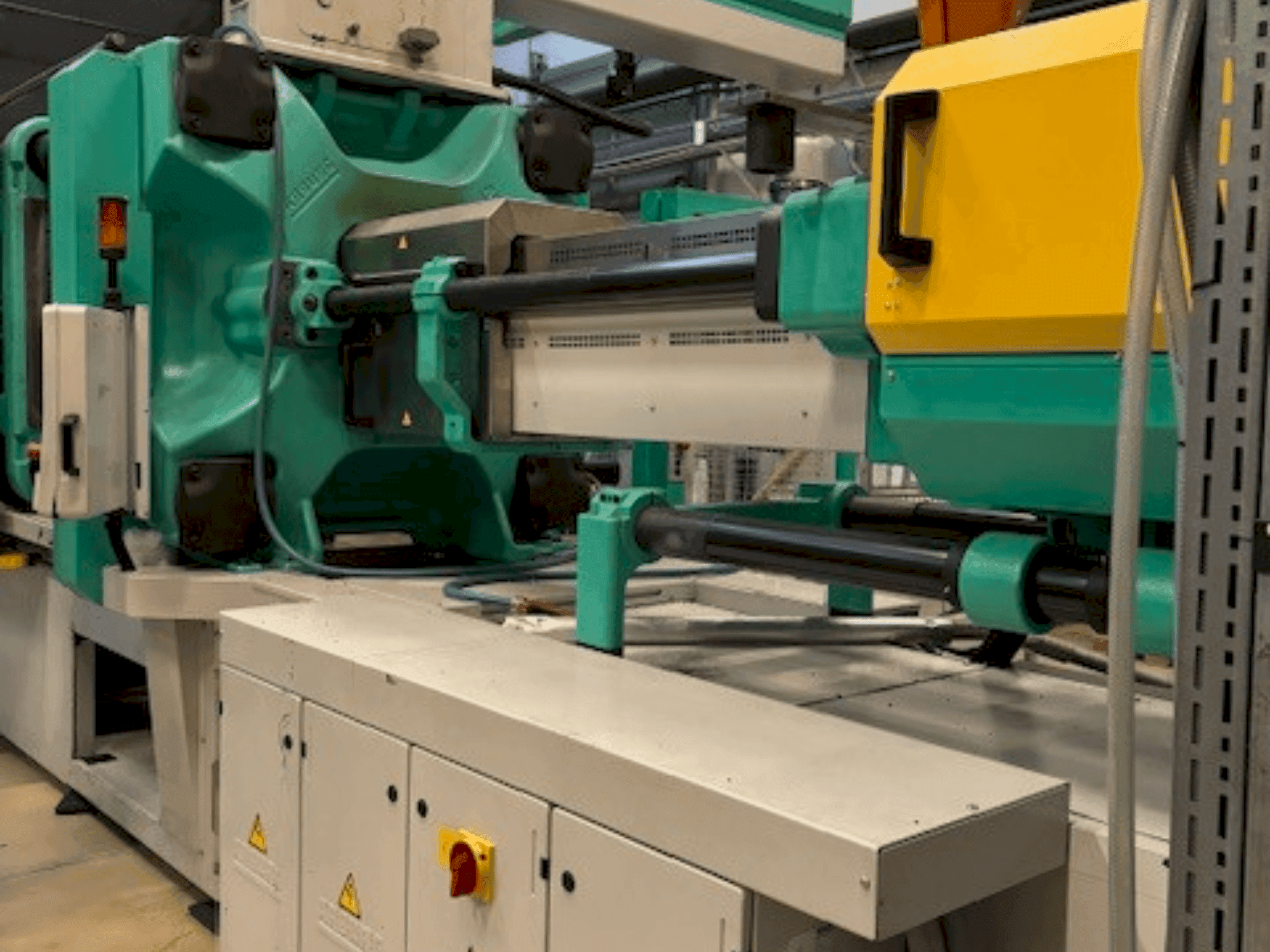 Masina Arburg Allrounder 920S 5000-3200   eestvaade