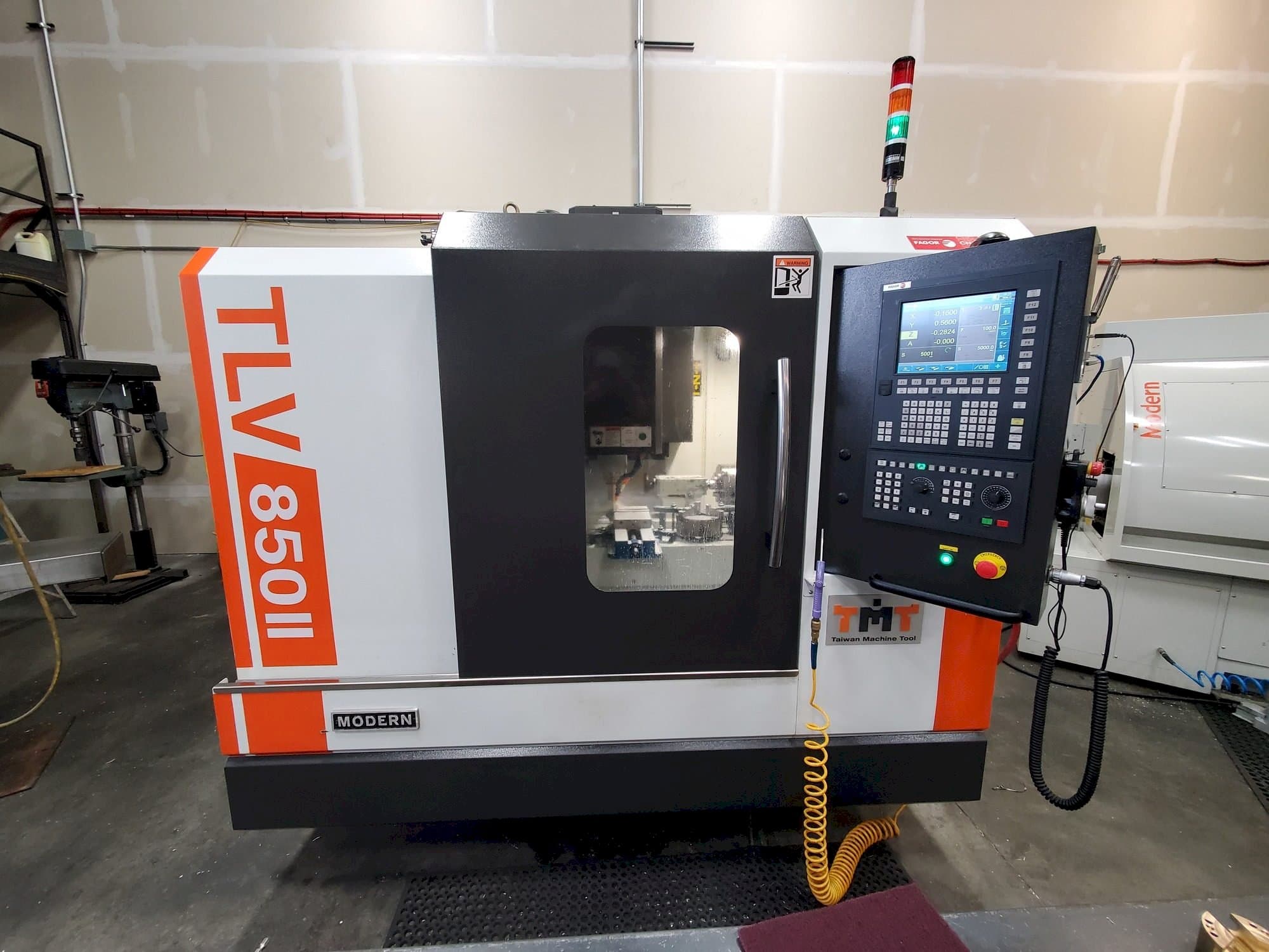 Masina Modern TLV-85011 eestvaade