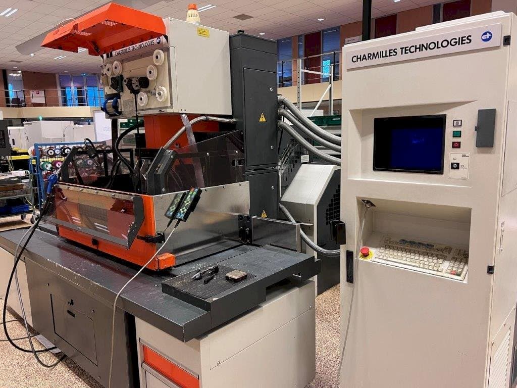 Masina CHARMILLES Robofil FI6020 CSL2   eestvaade