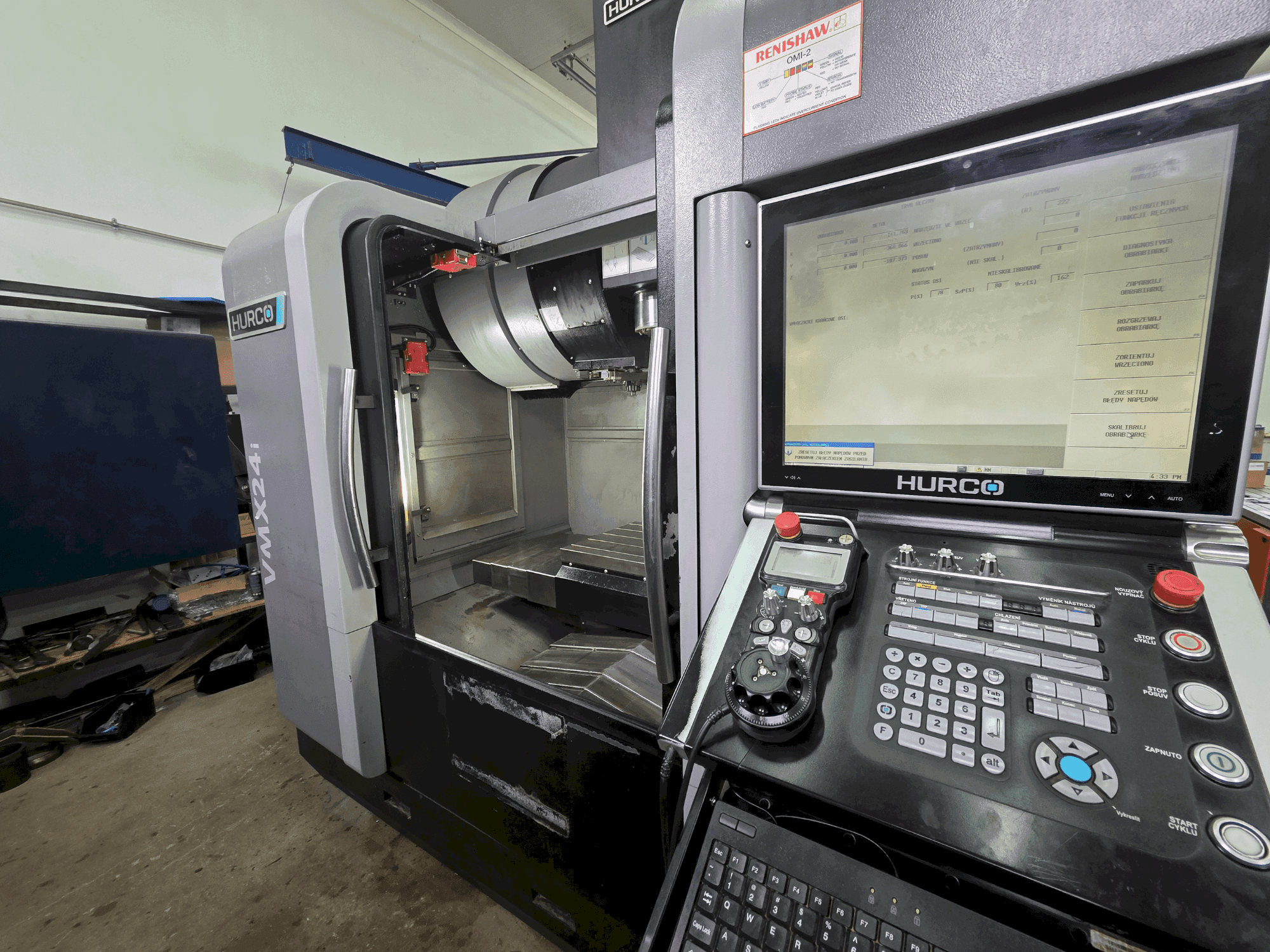 Masina Hurco VMX 24i eestvaade