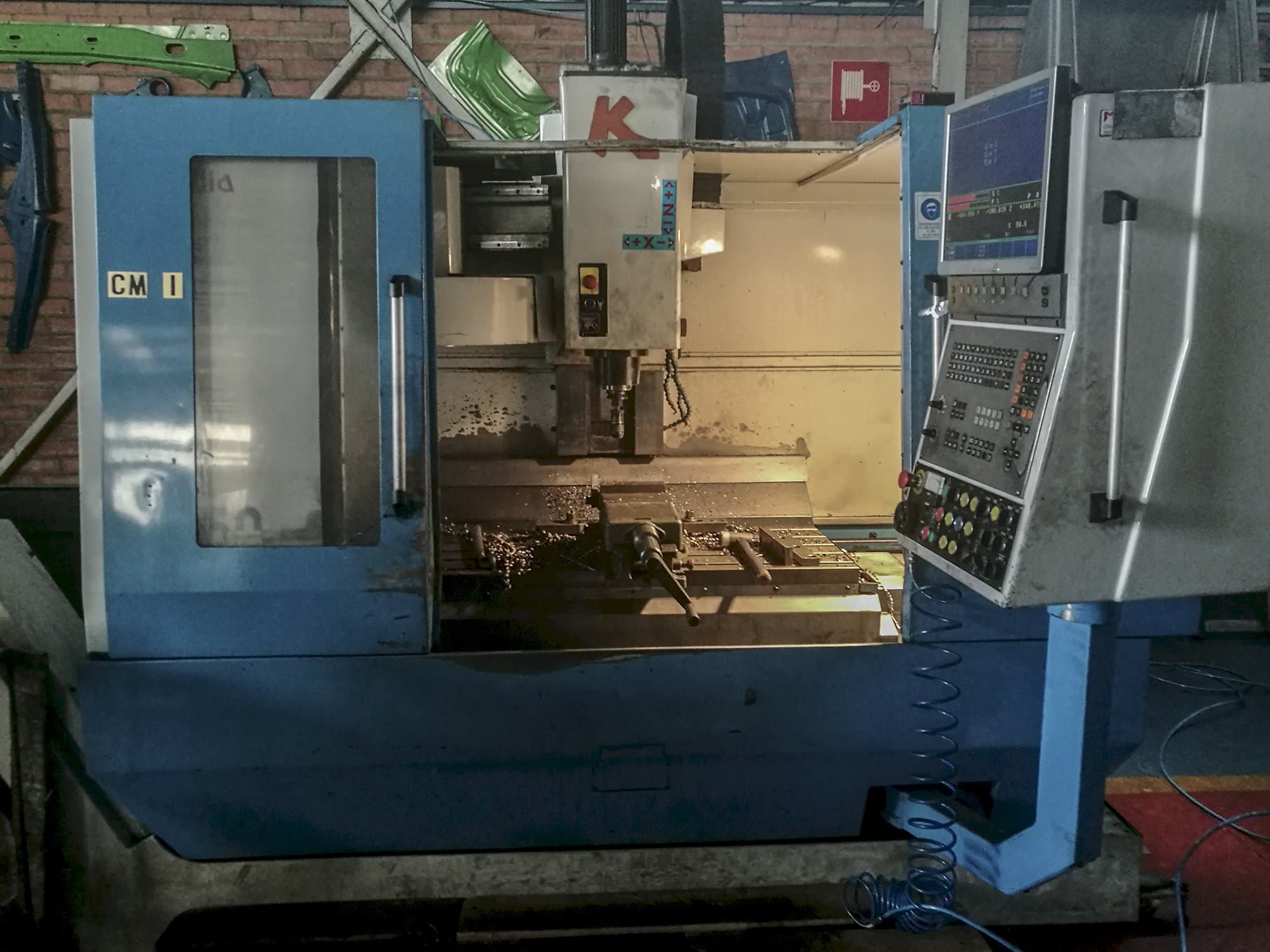 Masina KONDIA B-1050   eestvaade