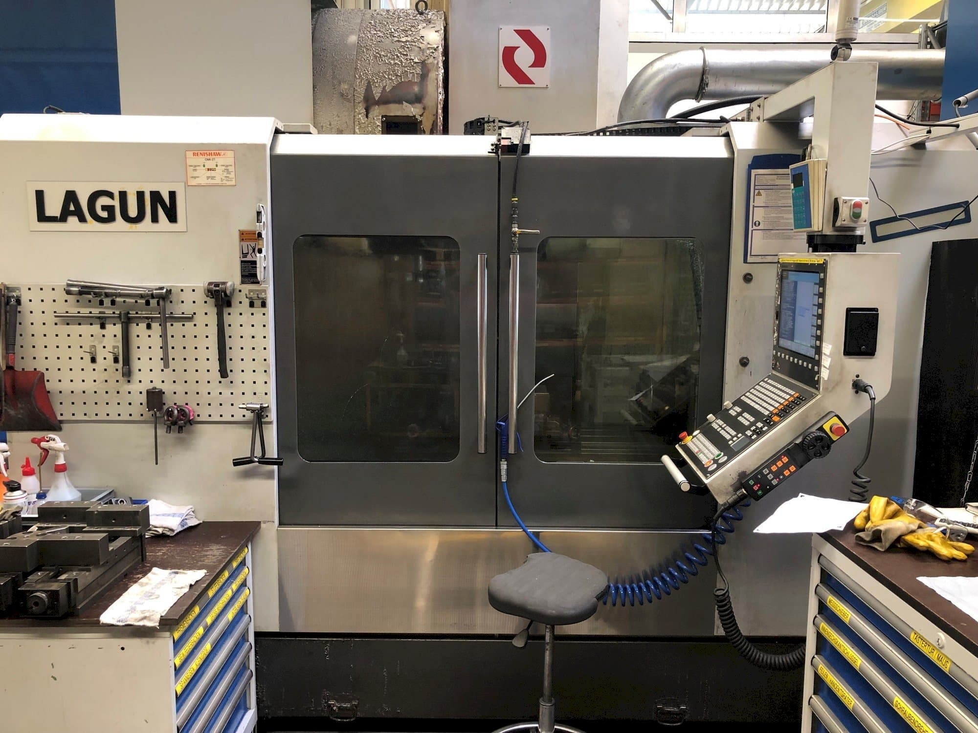 Masina LAGUN L1400   eestvaade