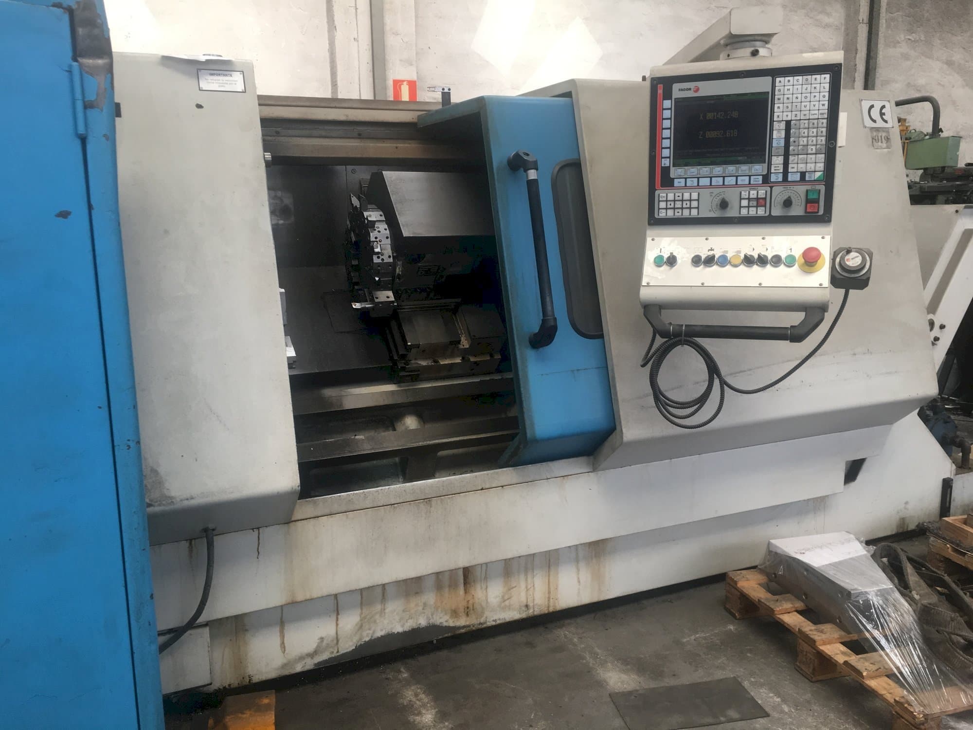 Masina Lealde TCN10-L   eestvaade