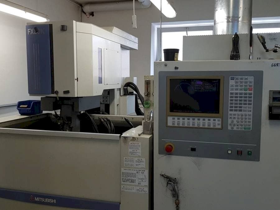 Masina Mitsubishi FX 20   eestvaade