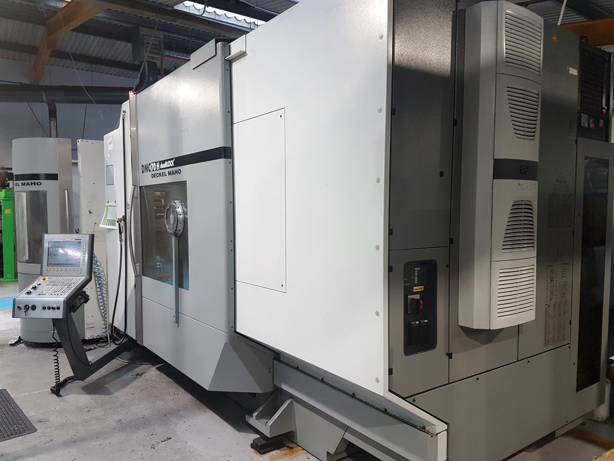 Masina DECKEL MAHO DMC 70 H duoBlock   eestvaade