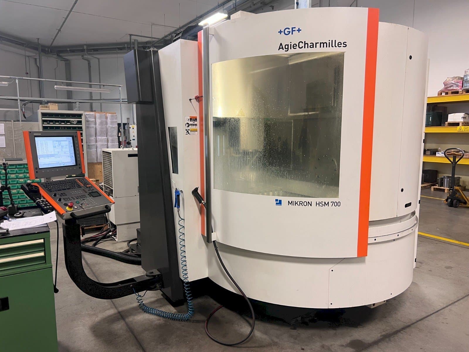 Masina AgieCharmilles MIKRON HSM 700   eestvaade