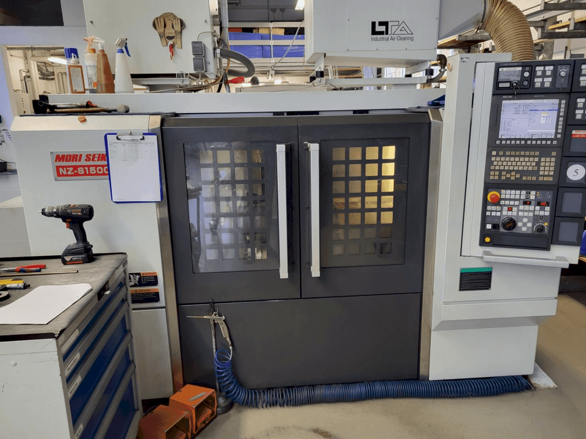 Masina MORI SEIKI NZ-S1500   eestvaade