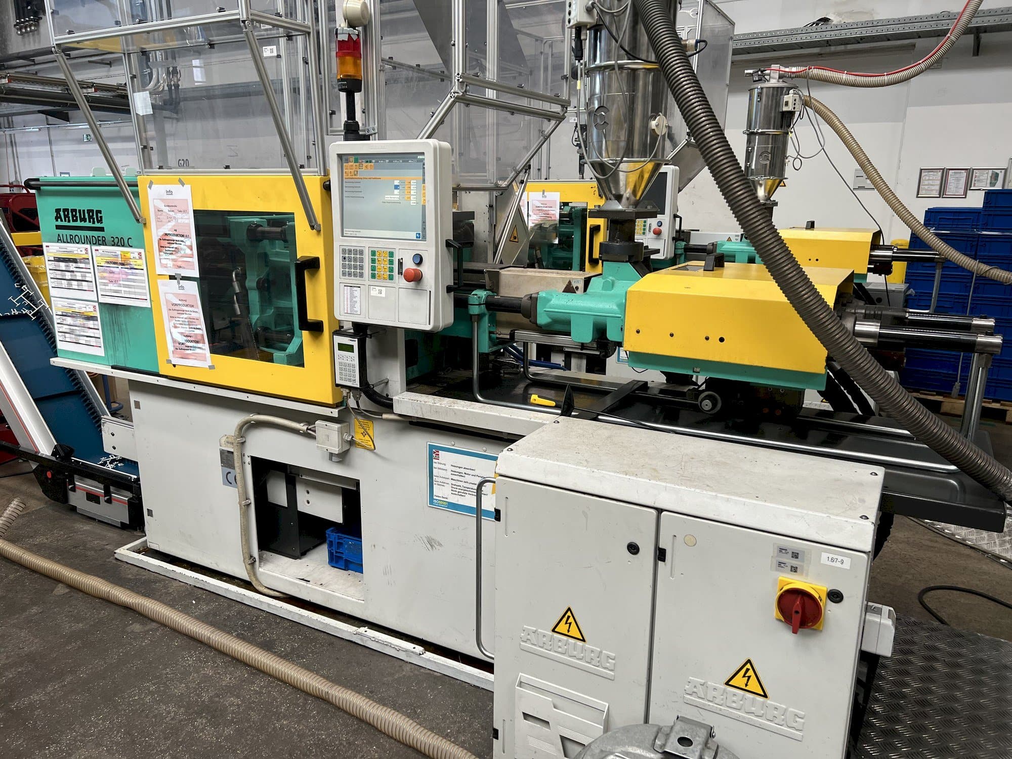 Masina Arburg Allrounder 320C 500 - 170   eestvaade