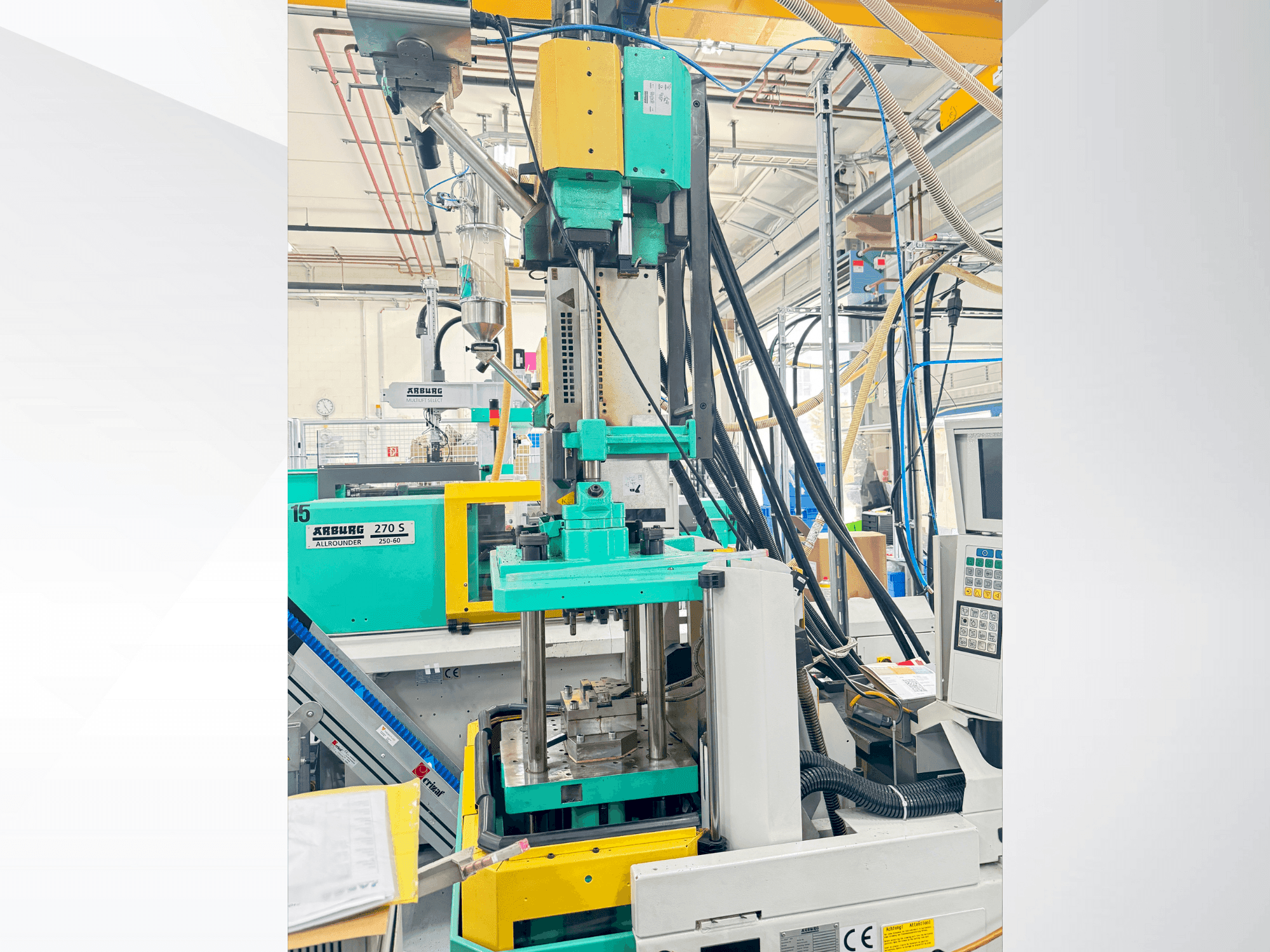 Masina Arburg 220 S 150-60U   eestvaade