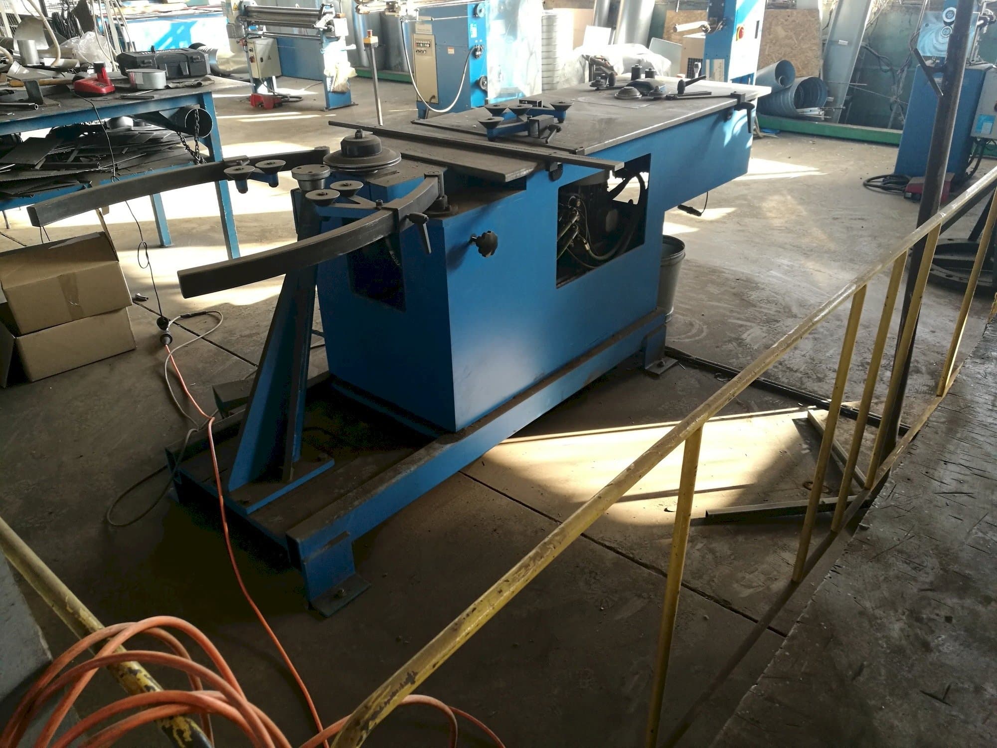 Masina SPIRO GORELOCKER -1   eestvaade