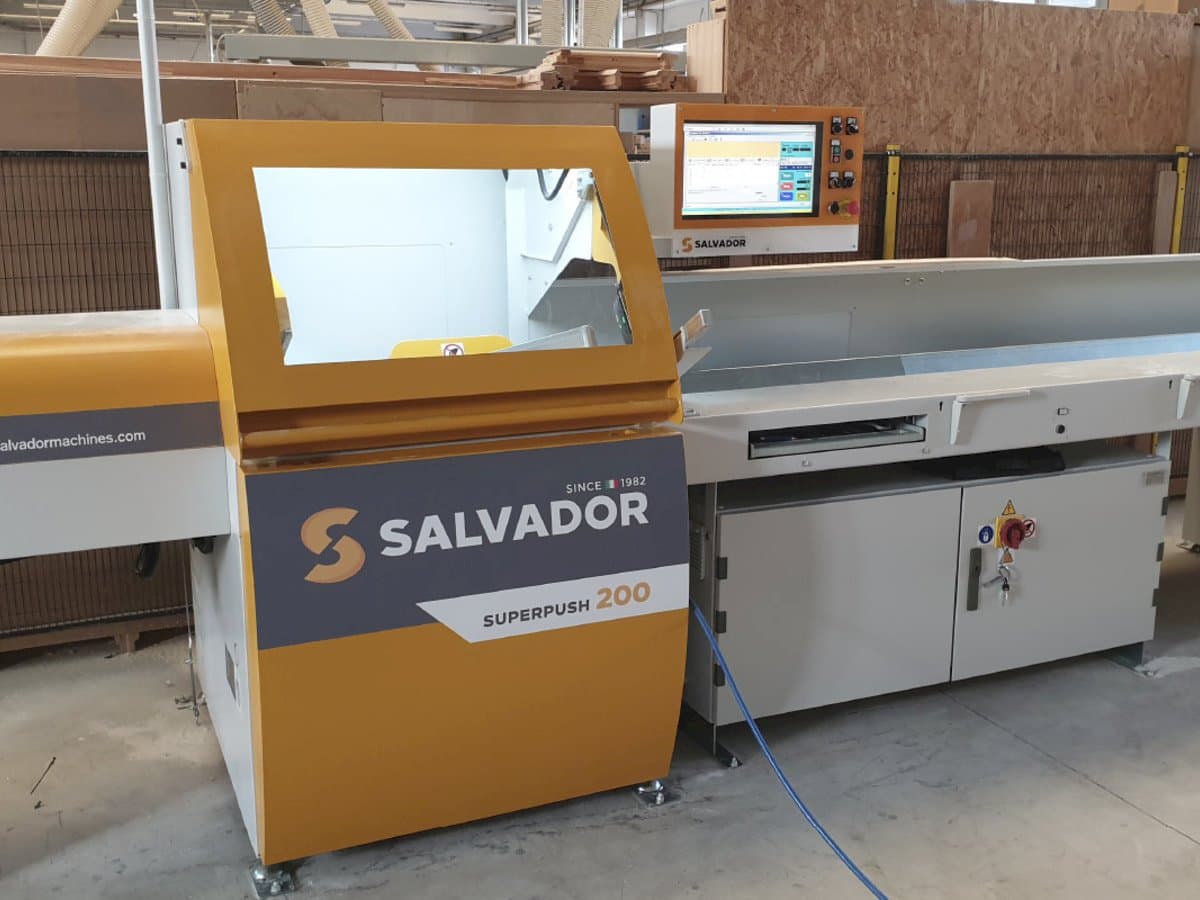 Masina SALVADOR Superpush 200   eestvaade