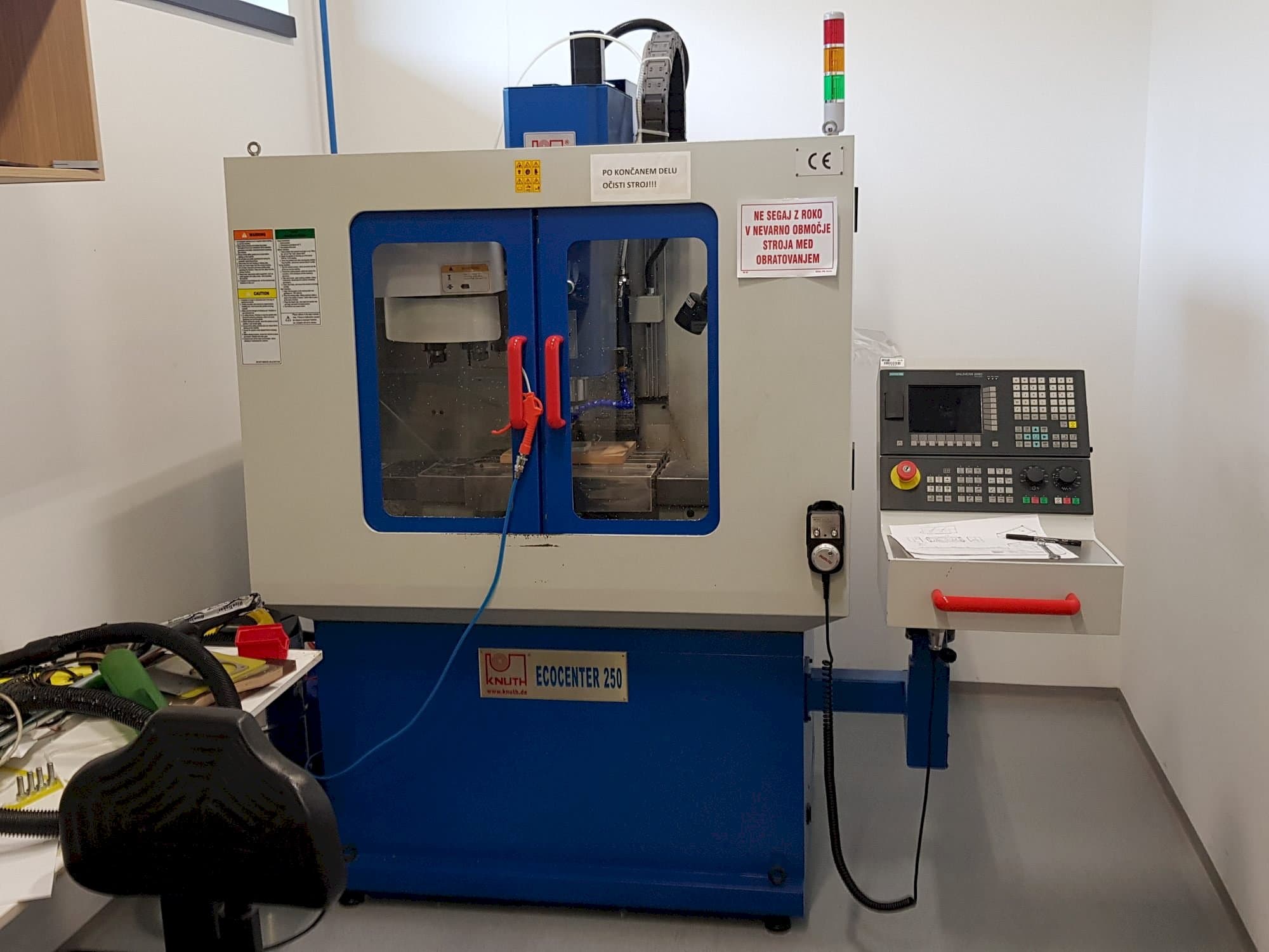 Masina KNUTH EcoCenter 250   eestvaade