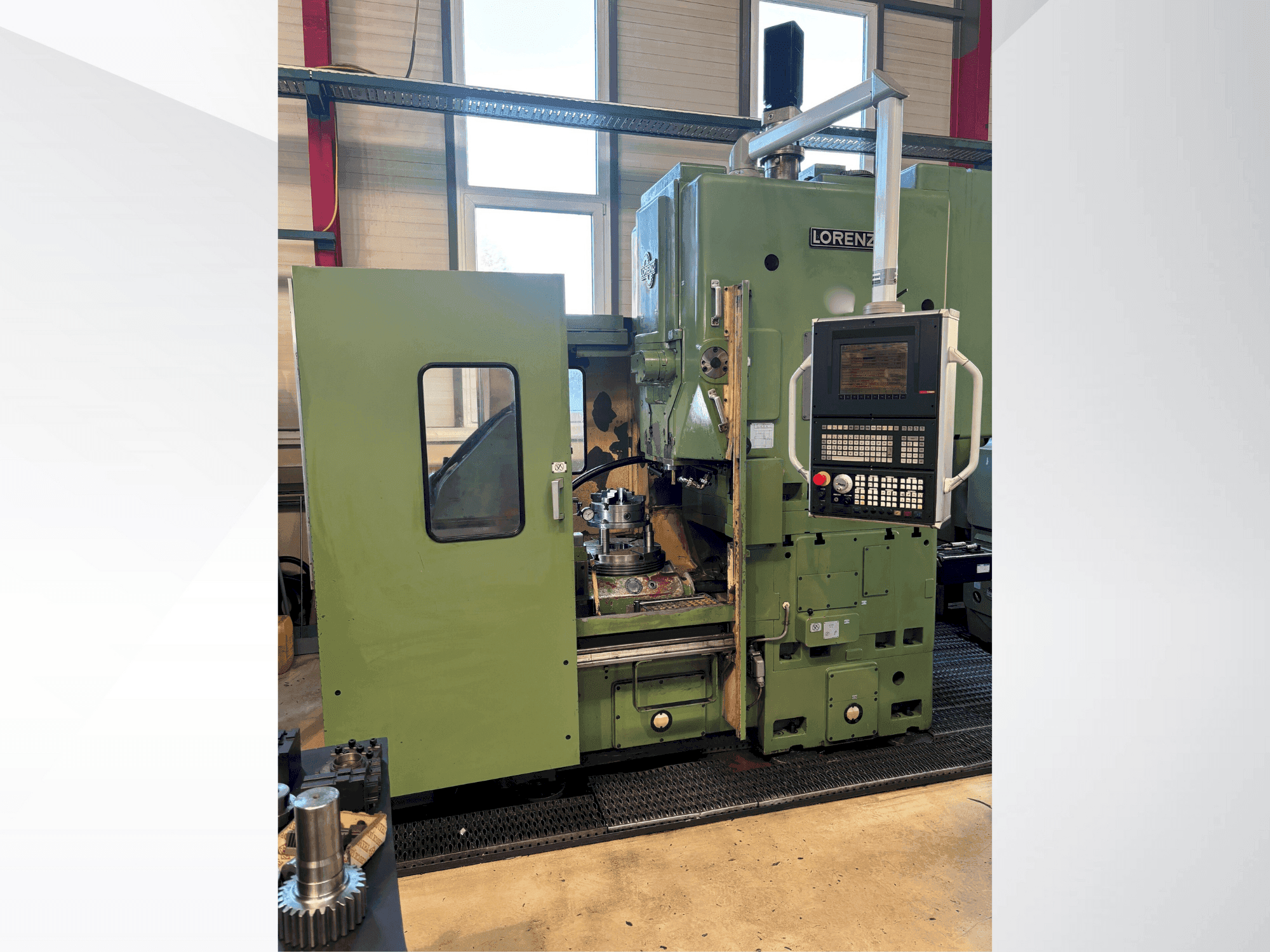 Masina LORENZ LS 420   eestvaade