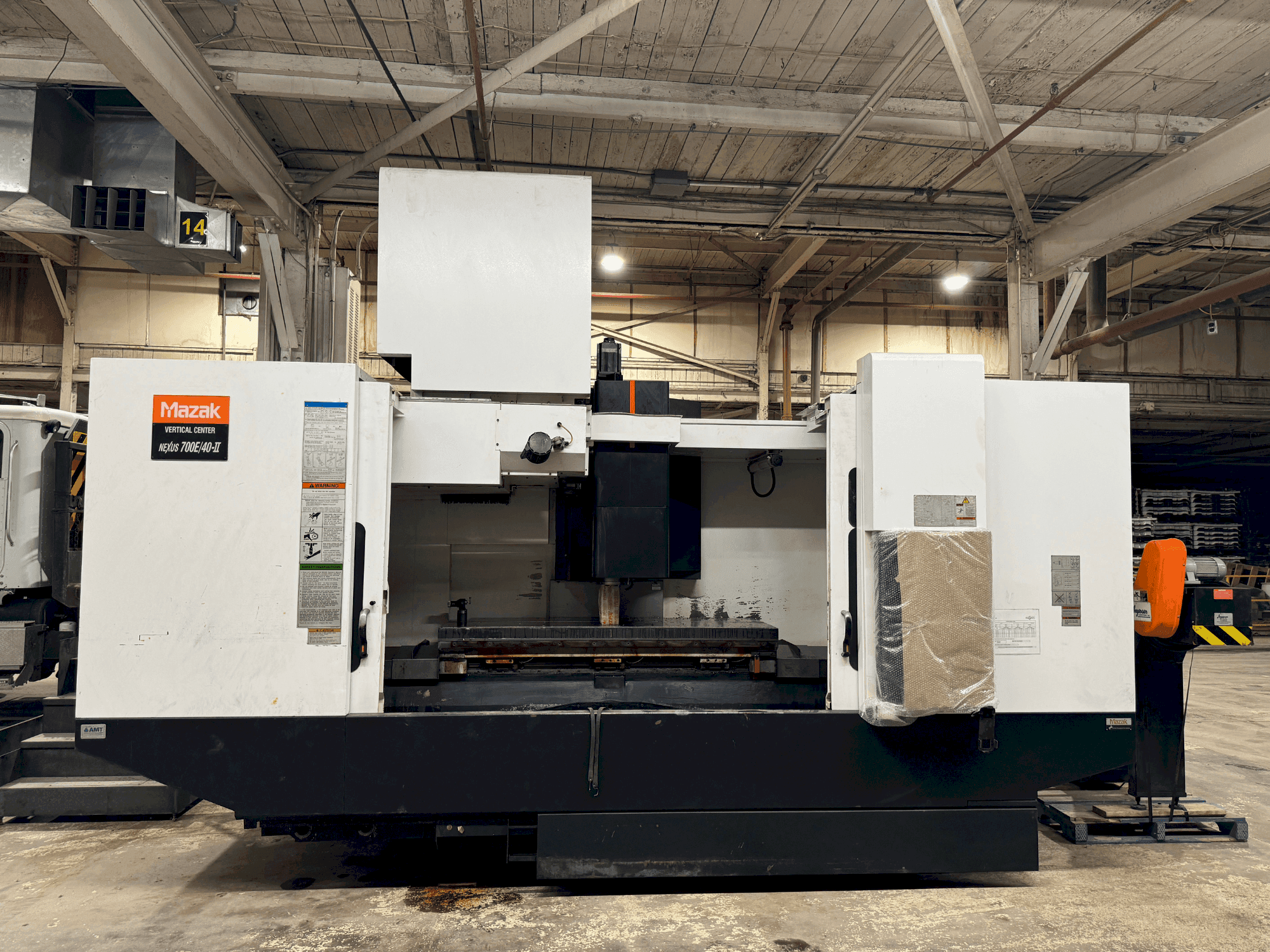 Masina Mazak VCN 700E/40-II   eestvaade