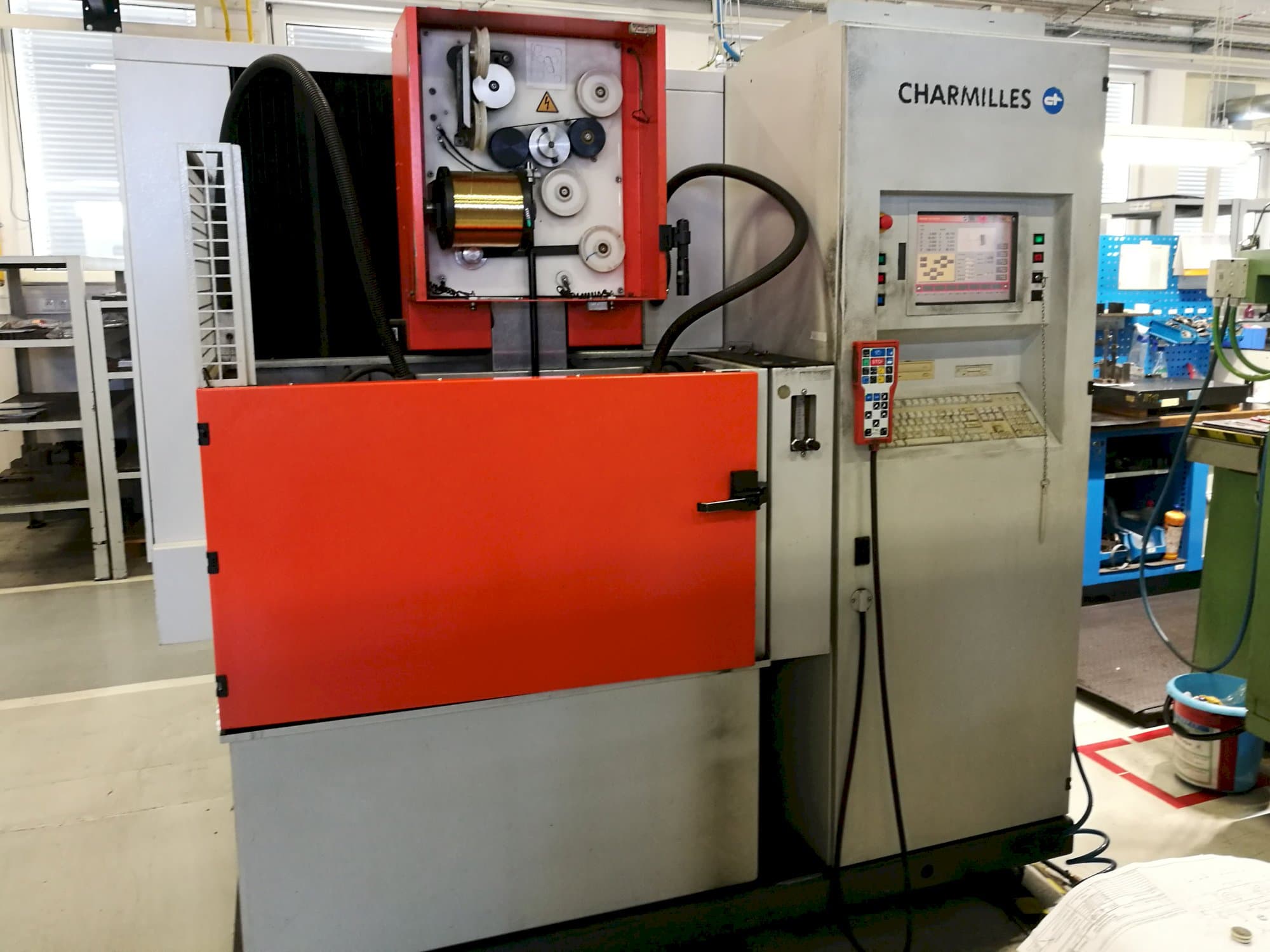 Masina CHARMILLES ROBOFIL 240 SL   eestvaade