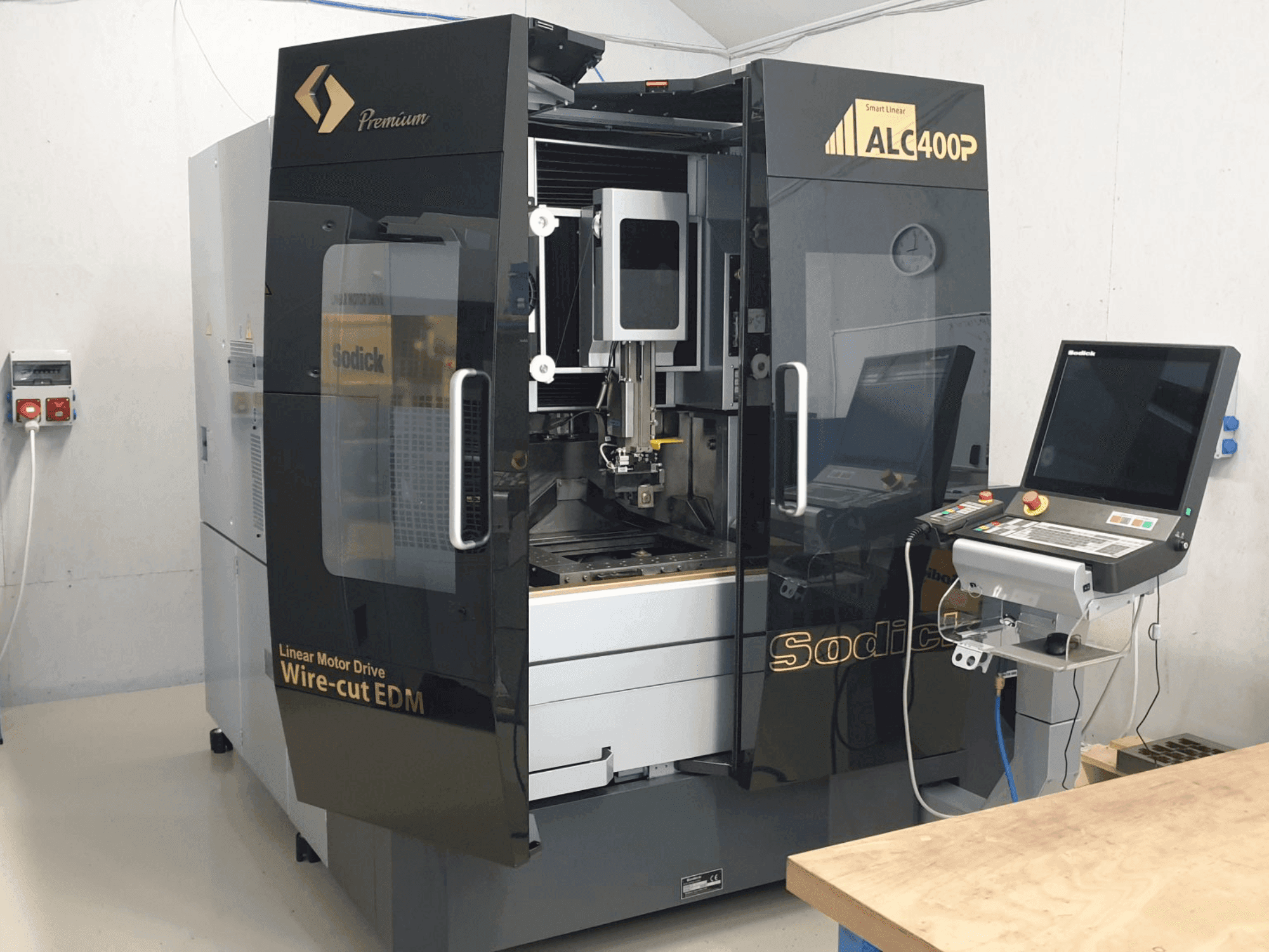 Masina Sodick SODICK ALC400P   eestvaade