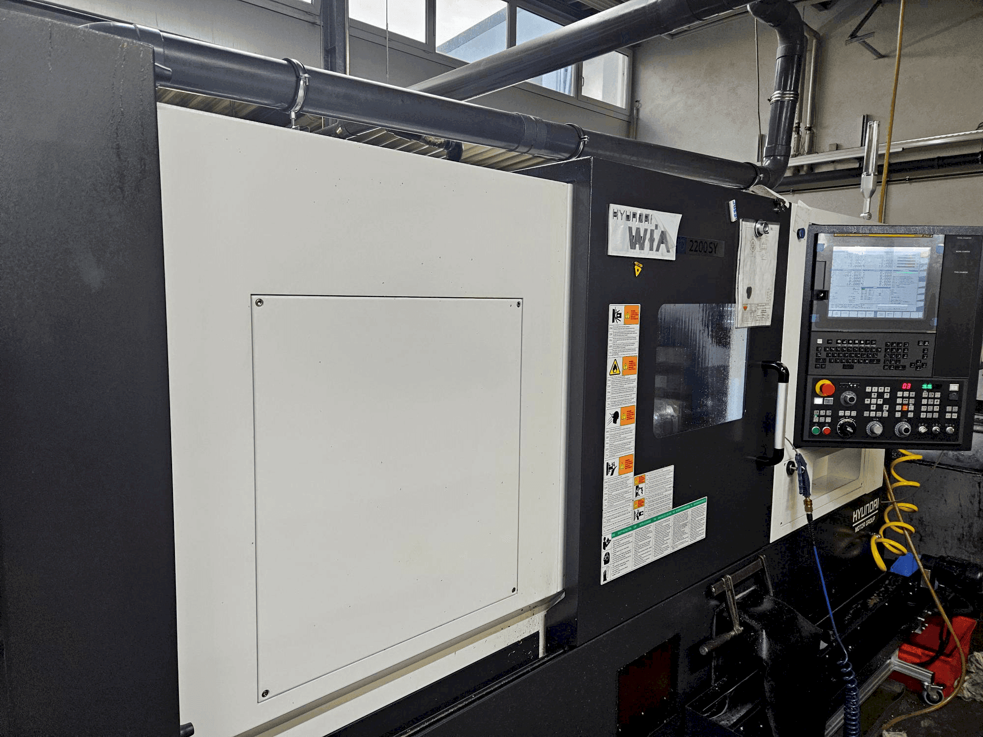 Masina Hyundai HD2200SY   eestvaade