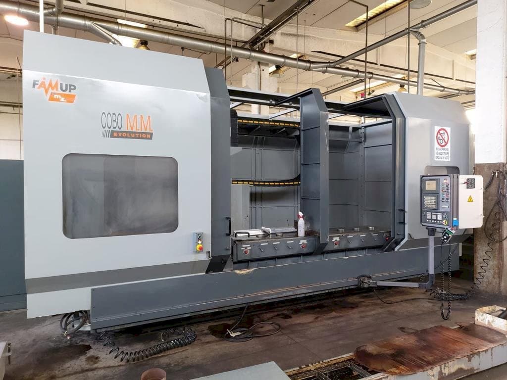 Masina FAMUP COBO 3000   eestvaade