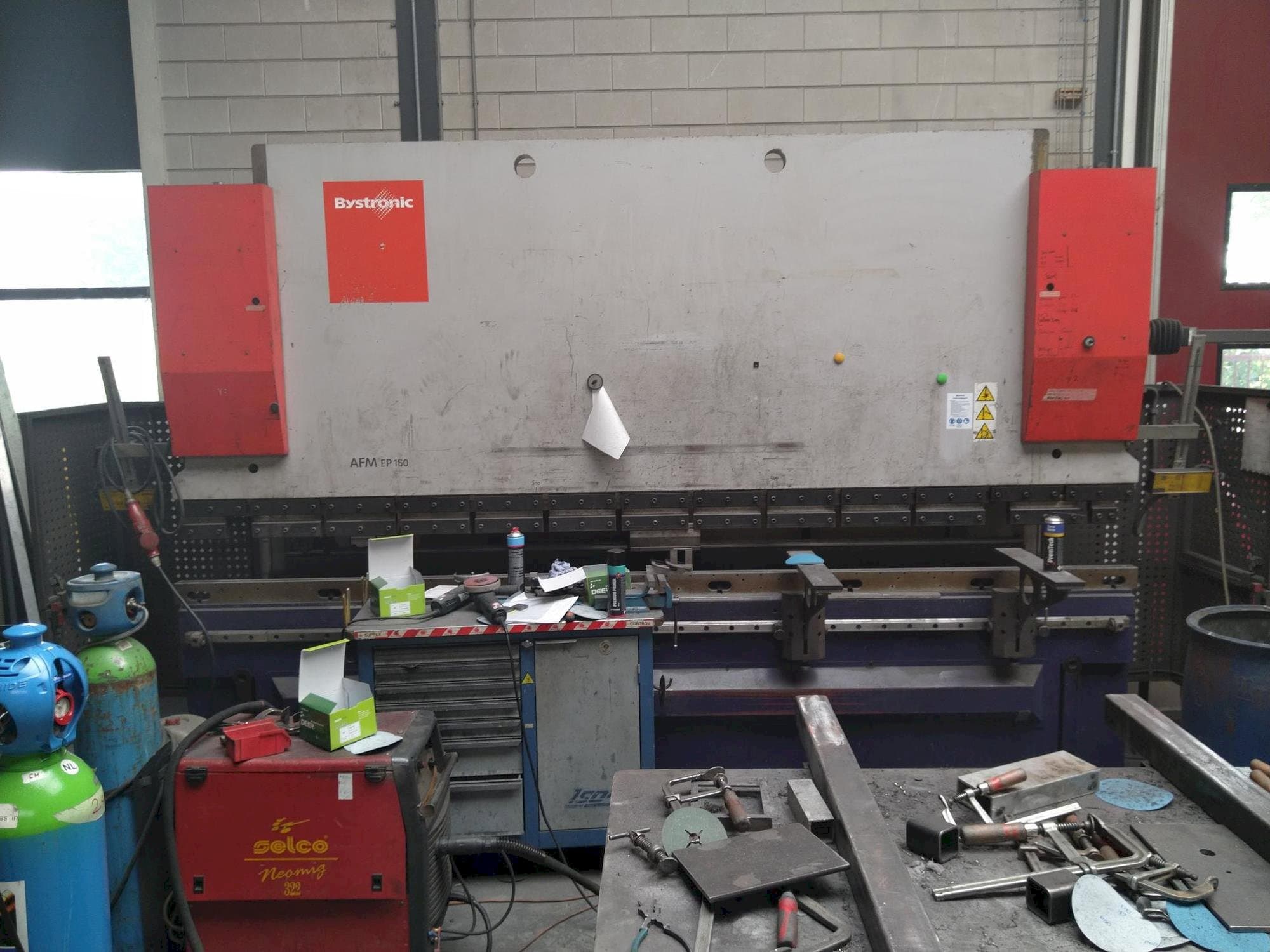 Masina Bystronic EP40-160   eestvaade