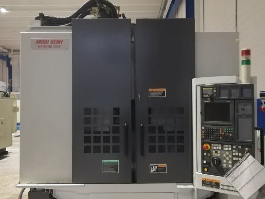Masina MORI SEIKI NV 4000 DCG   eestvaade