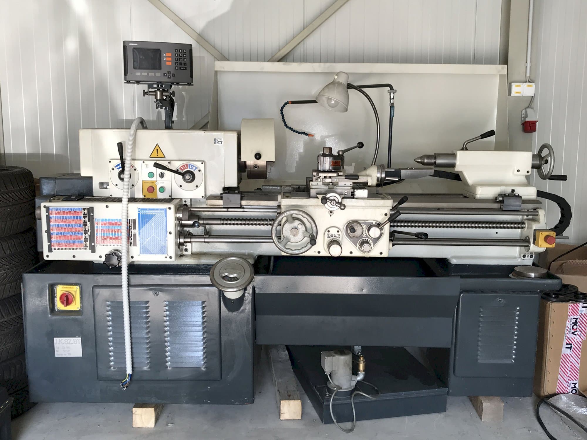 Masina TOS JSV-18RA   eestvaade