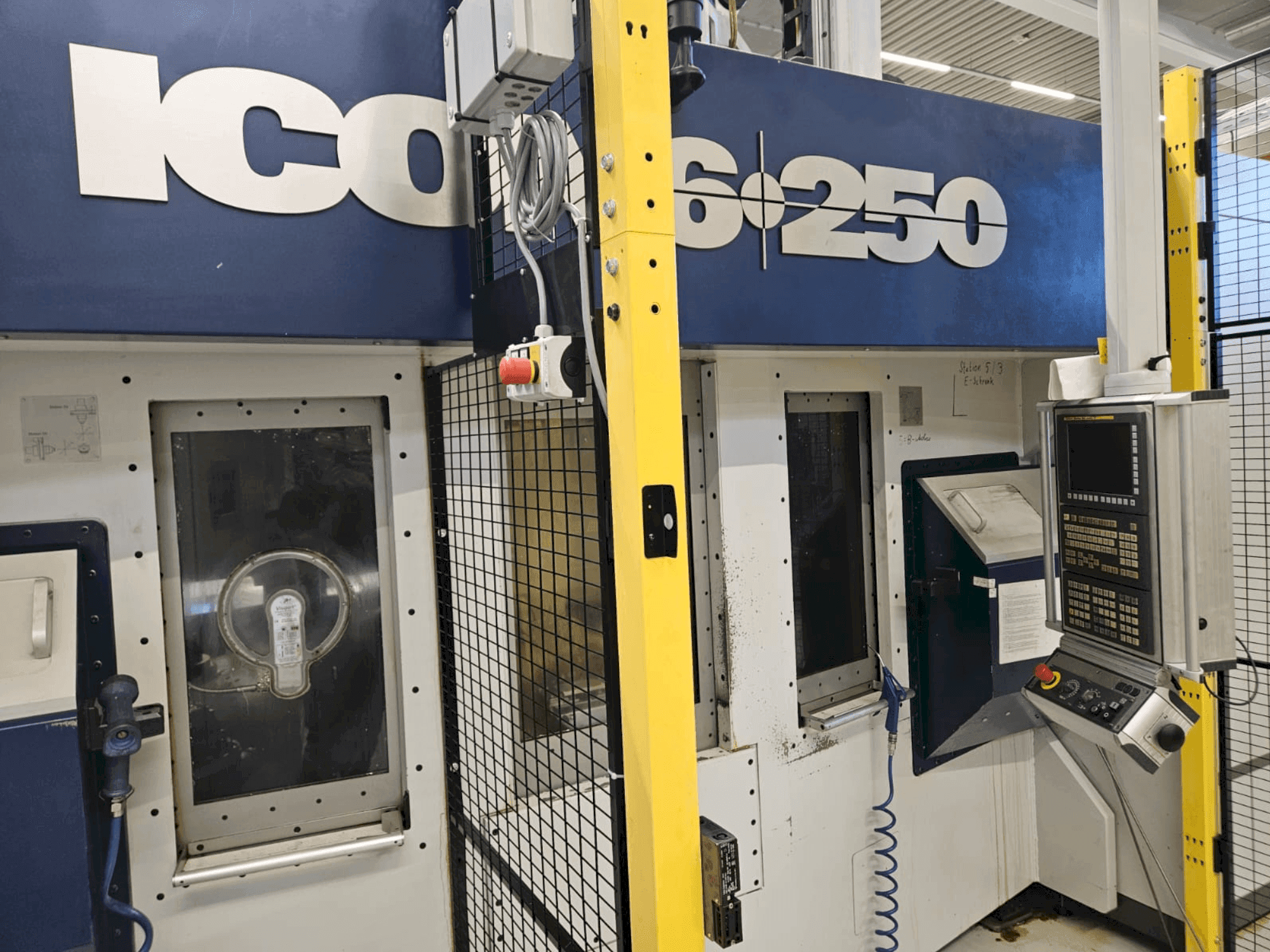 Masina ICON 6-250   eestvaade