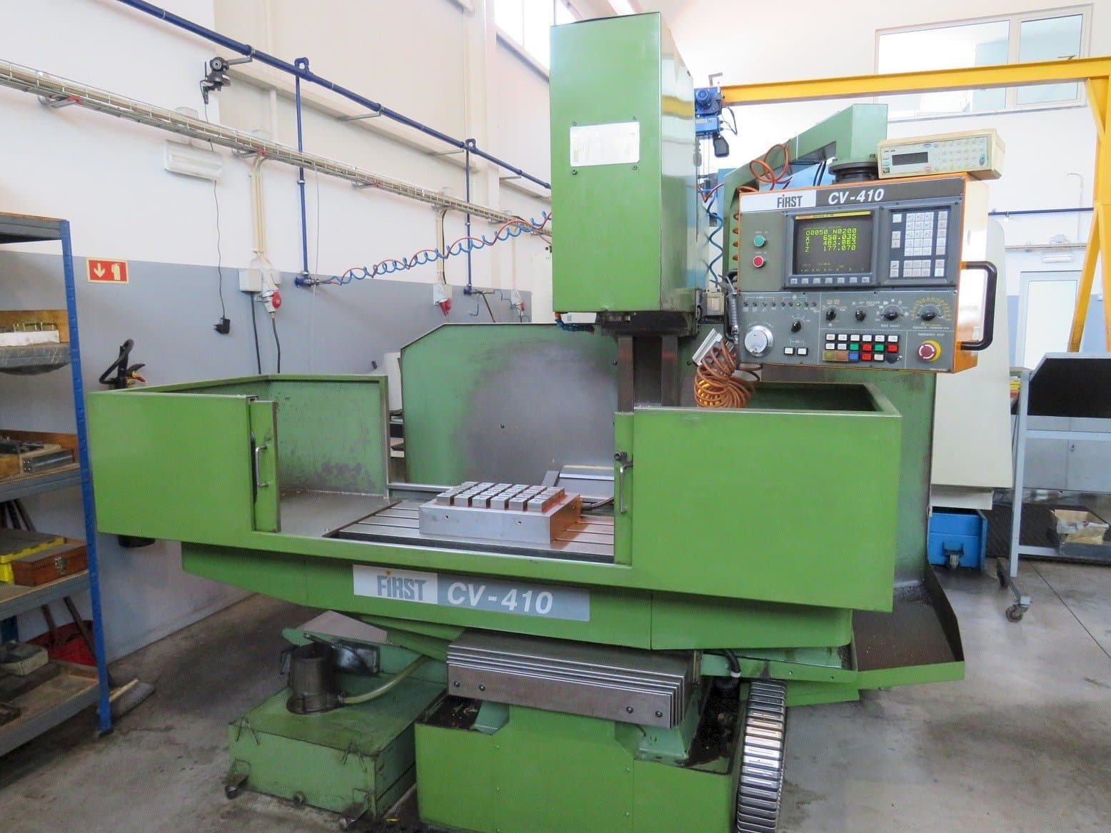 Masina FIRST CV-410   eestvaade