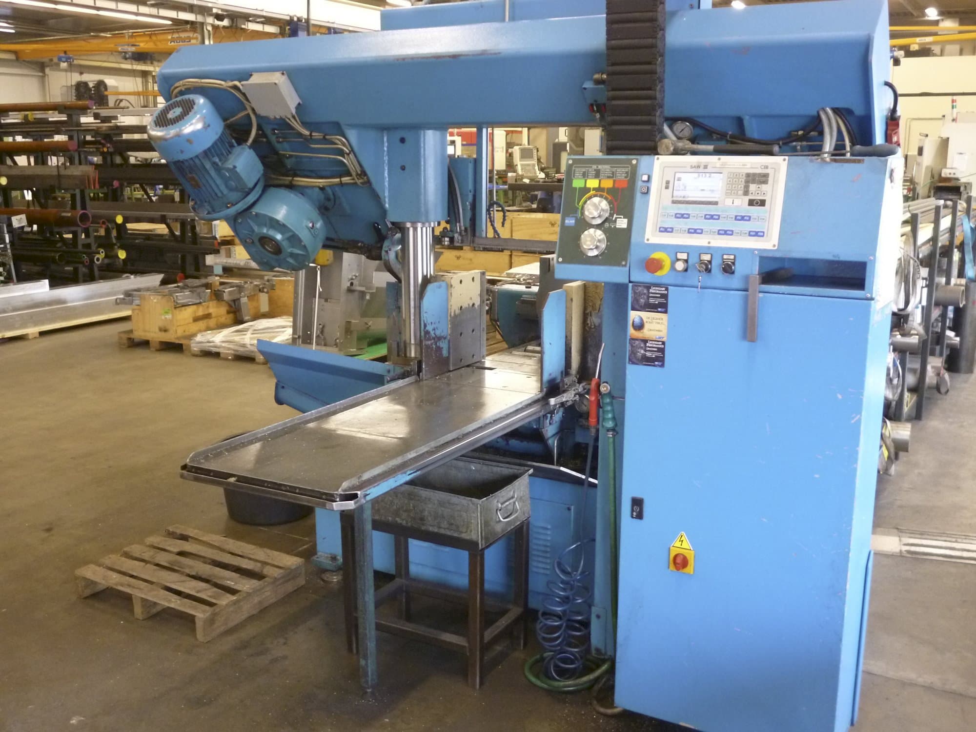 Masina DoALL 450  eestvaade