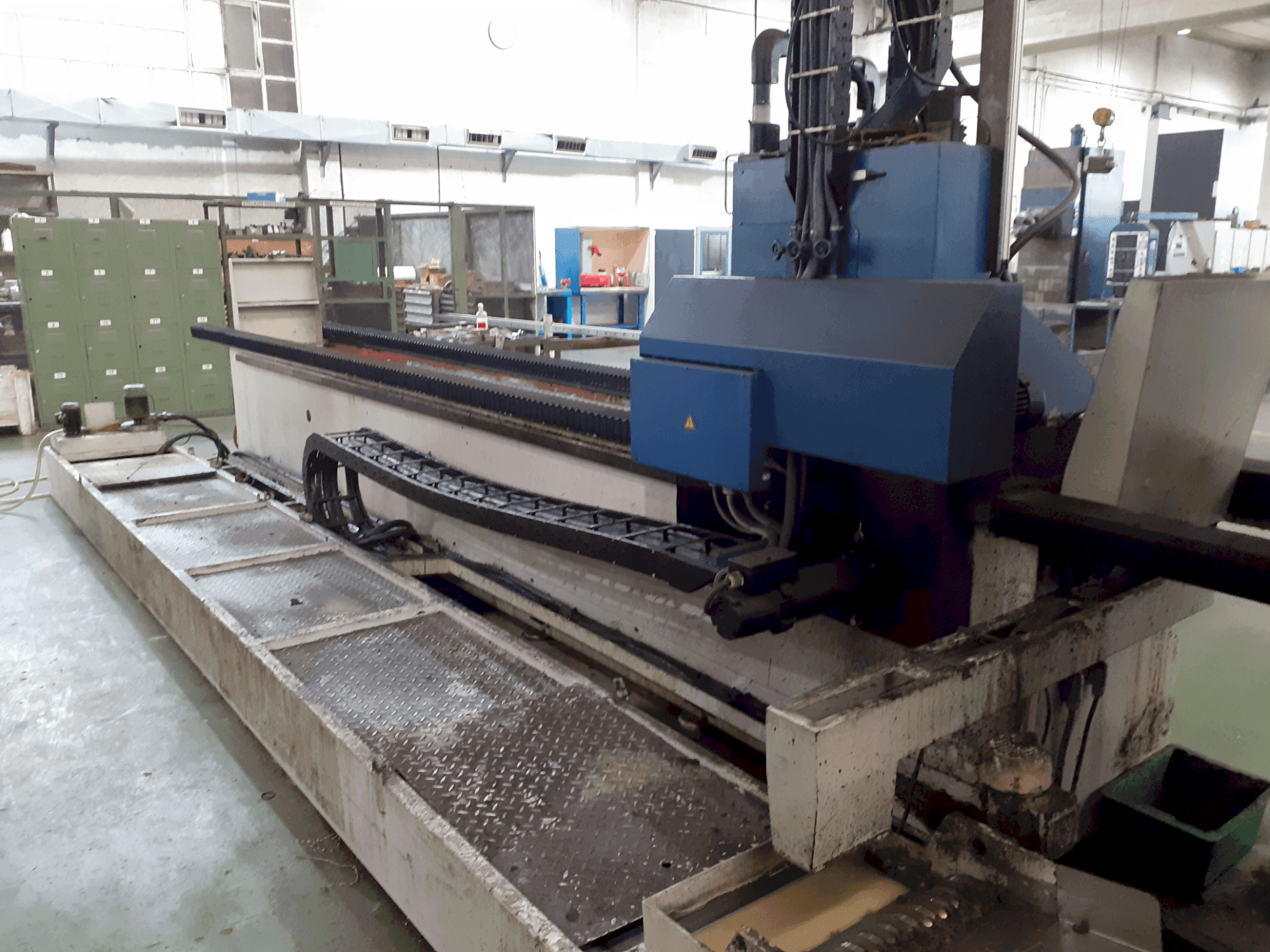 Masina Reform AR 40/7   eestvaade