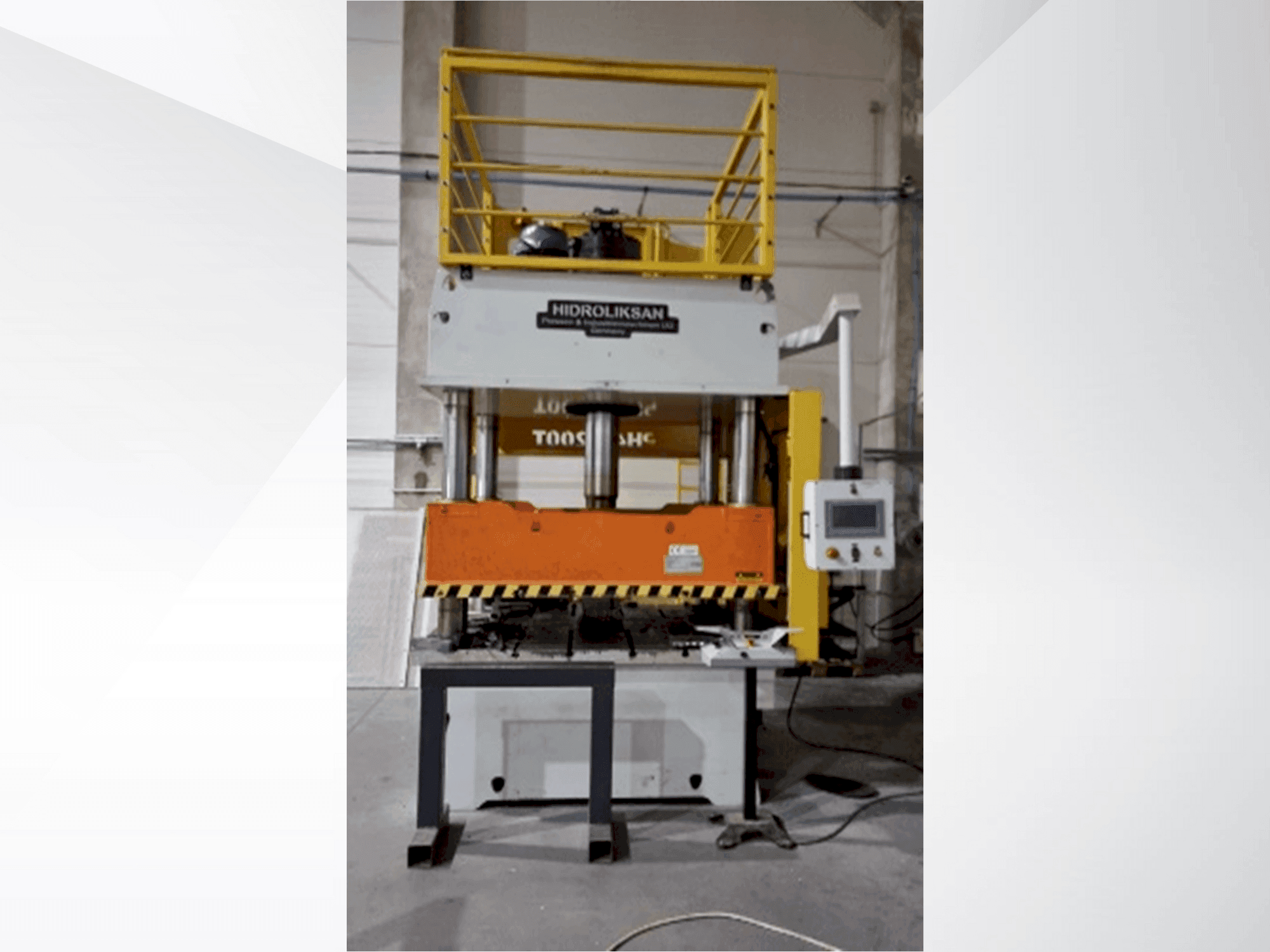 Masina HIDROLIKSAN PH4C 200T   eestvaade
