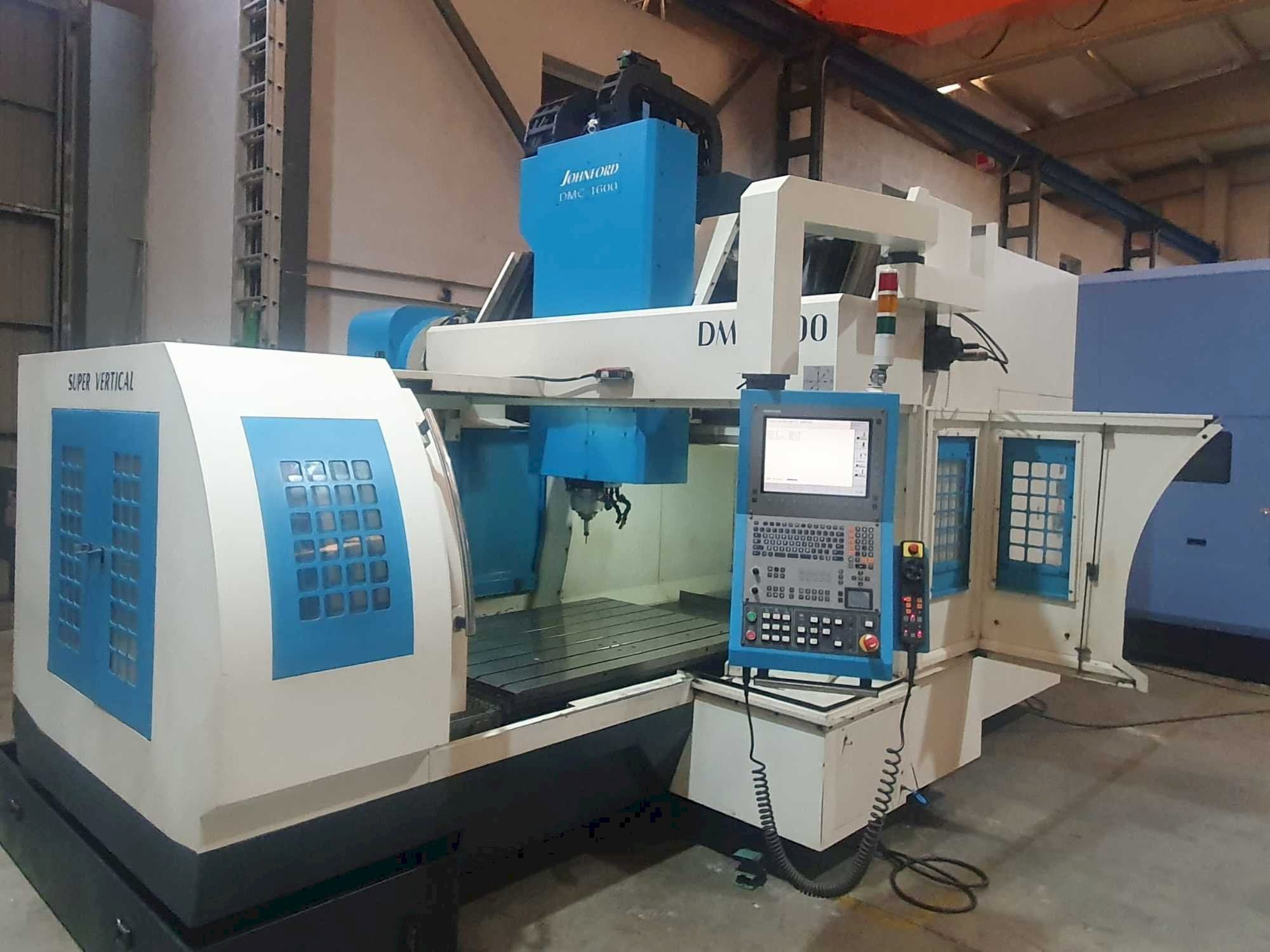 Masina Johnford DMC-1600   eestvaade