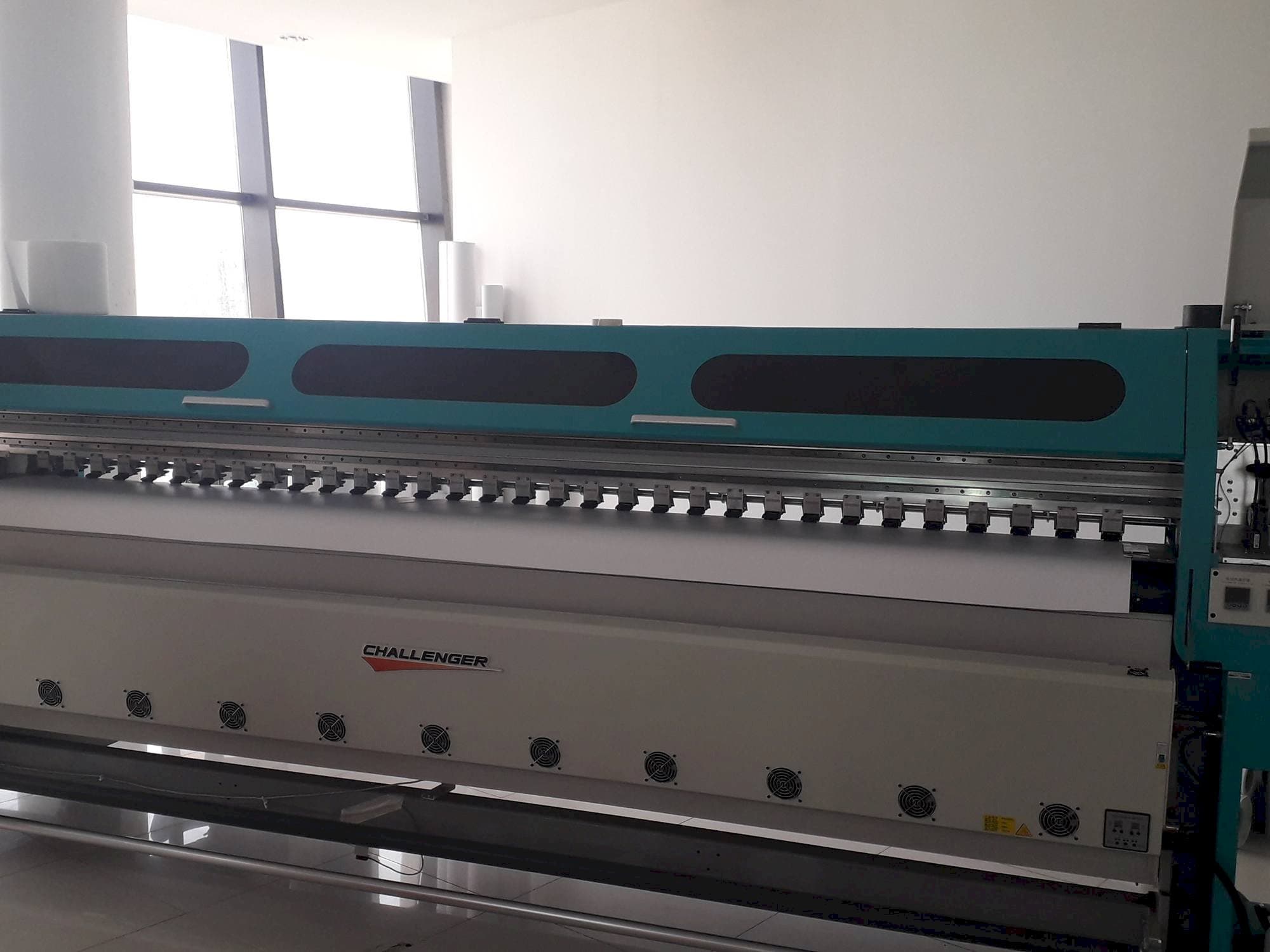 Masina Challenger FY-3200AT Plus-H4   eestvaade