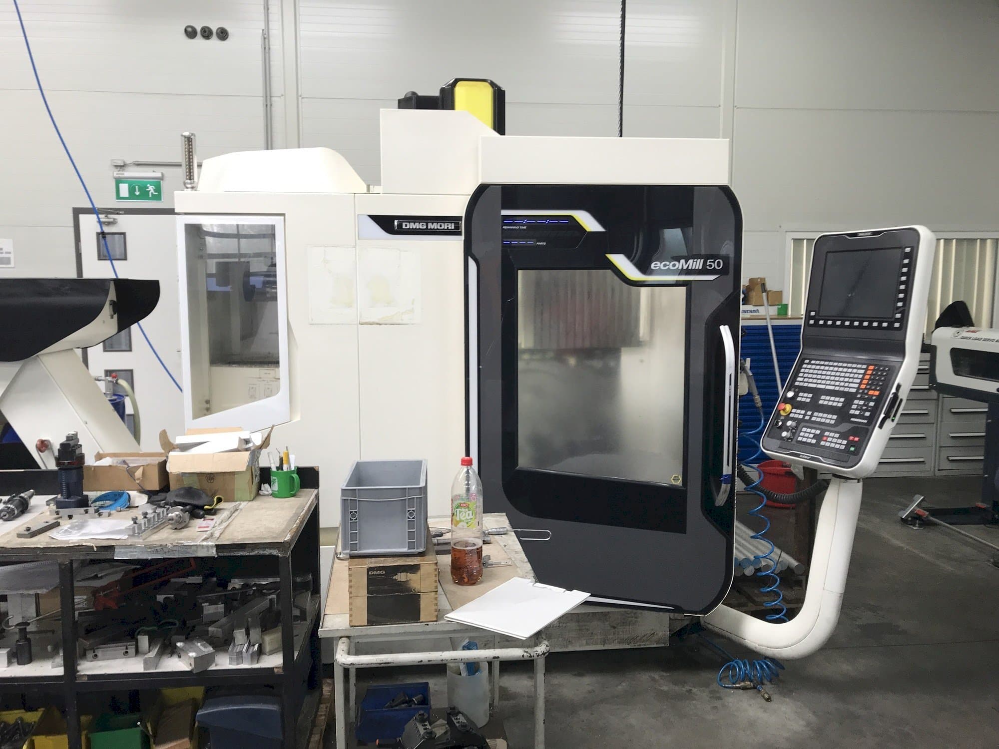 Masina DMG MORI Ecomill 50   eestvaade