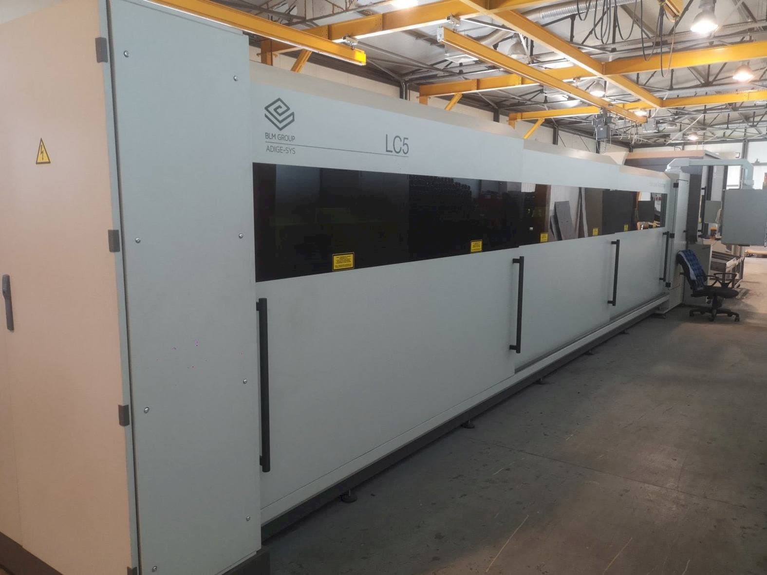 Masina BLM LC5   vasaku külje vaade