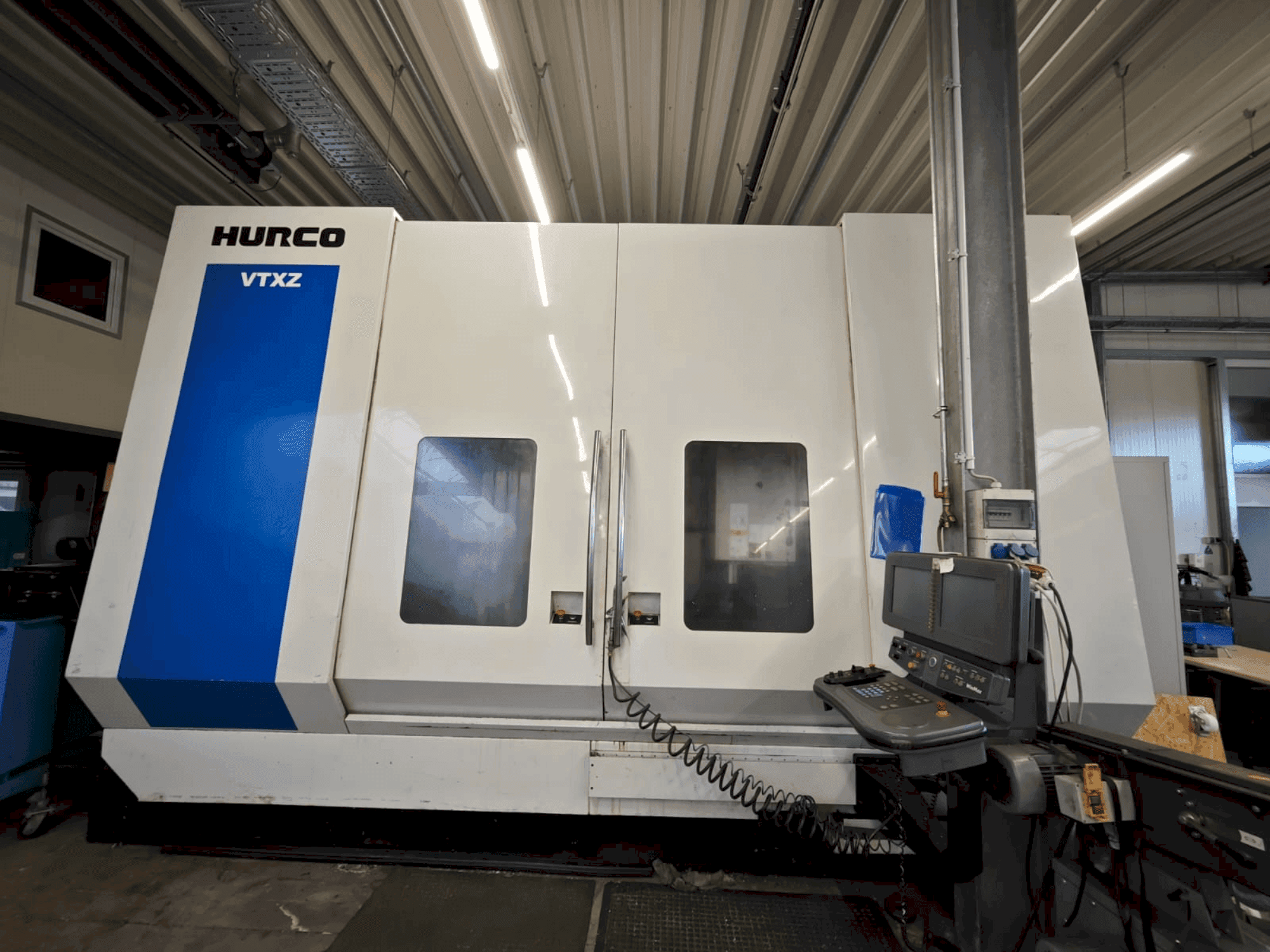 Masina Hurco VTXZ   eestvaade