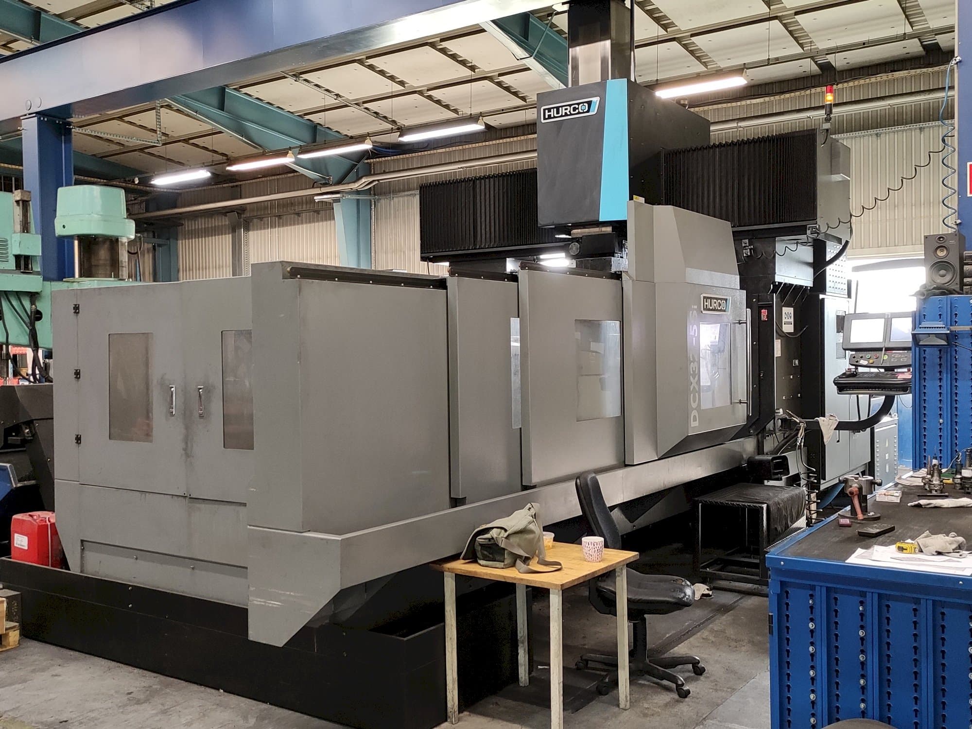 Masina Hurco DCX32-5Si eestvaade