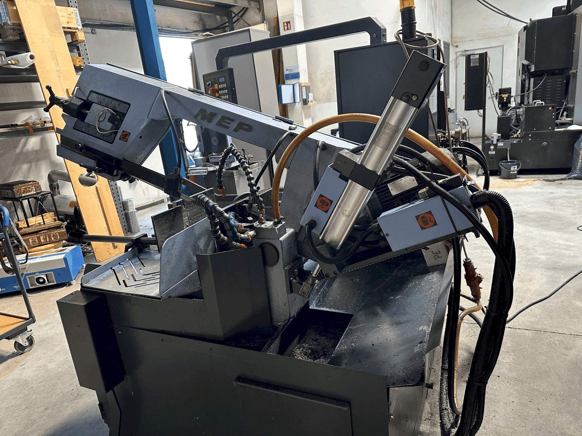 Masina MEP SHARK 330 NC eco   eestvaade