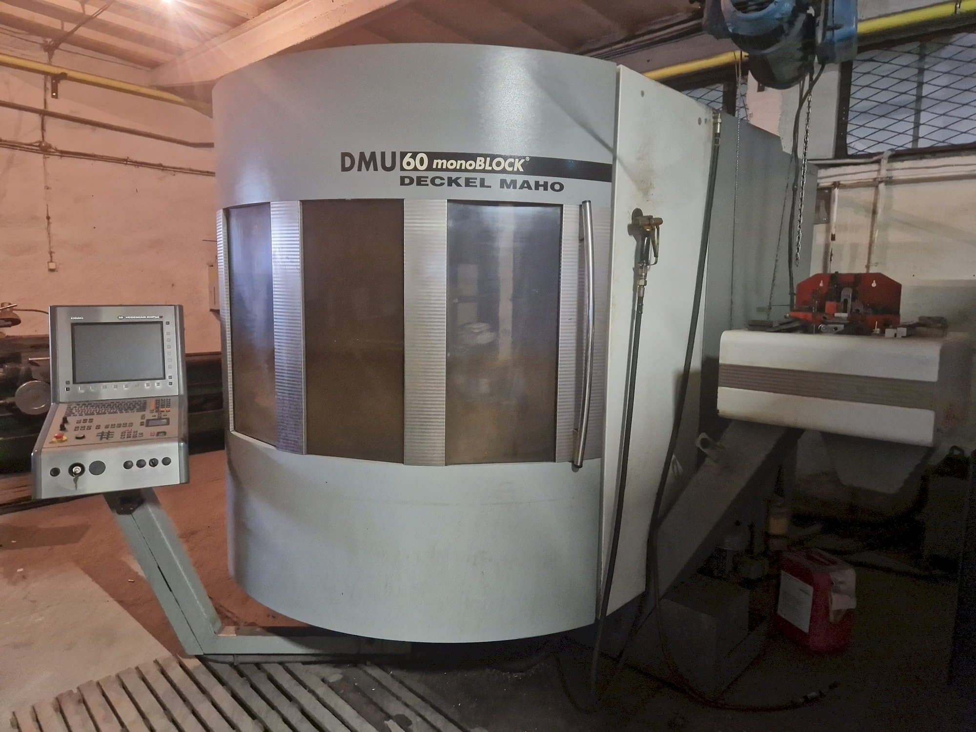 Masina DECKEL MAHO DMU 60 monoBLOCK   eestvaade